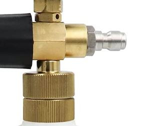Amazon Basics Foam Cannon with 1/4-Inch Quick Connector for Pressure Washer, Snow Foam Lance for Car Washing, Adjustable Nozzle, 33-Ounce (1 Liter) customer photo 1
