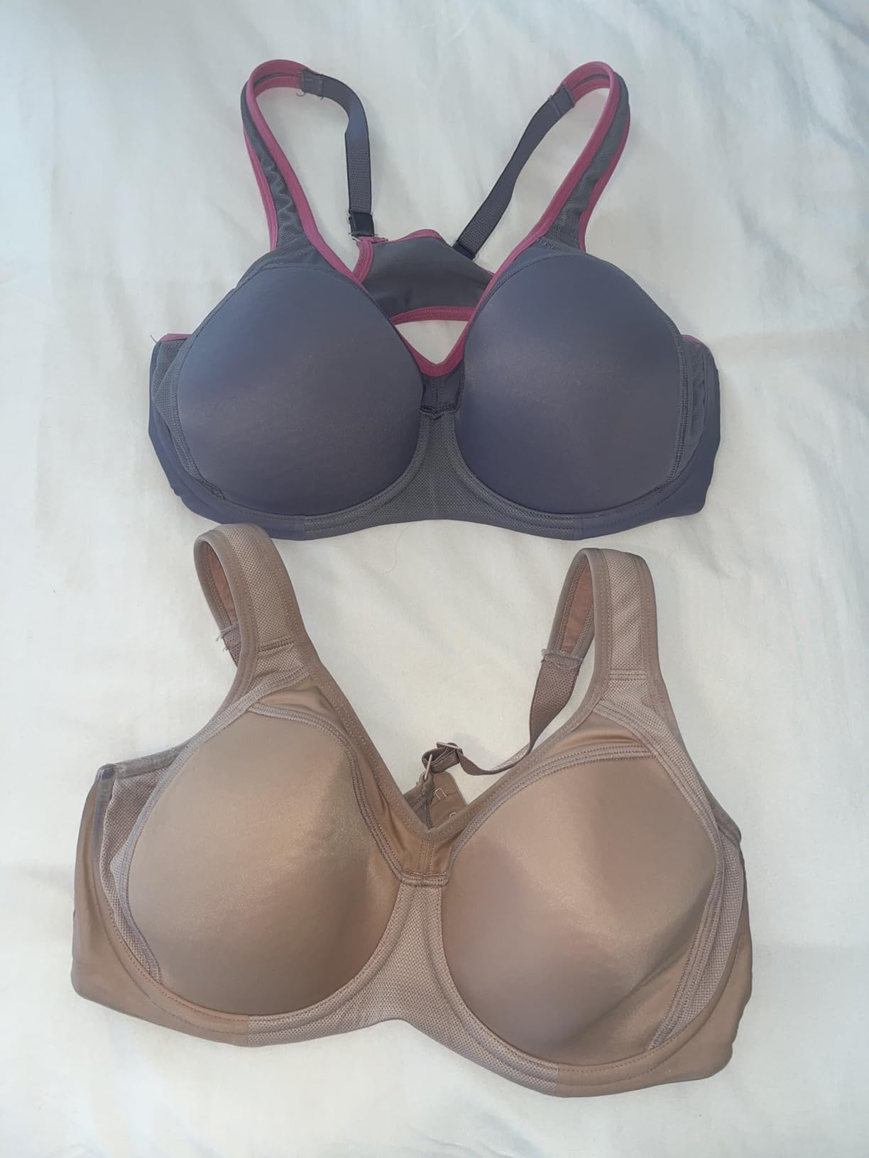 SYROKAN Women's Full Support Racerback Sports Bra customer photo 1