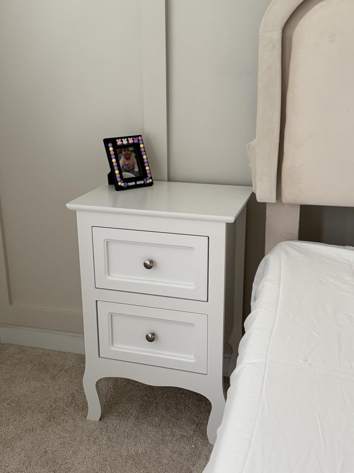 Bonnlo White Nightstand Set of 2, Nightstands with 2 Drawers, Bed Side Table/Night Stand, Small Nightstand for Bedroom, Small Spaces, College Dorm, Kids’ Room, Living Room, Wood, 16W x 12D x 24H customer photo 1