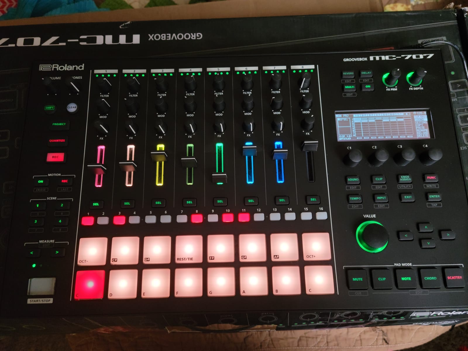 Roland MC-101 Groovebox Compact Music Production Workstation (MC-101) customer photo 1