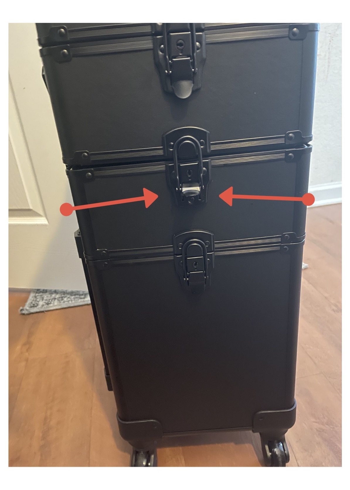 Yaheetech 4 in 1 Rolling Makeup Train Case, Lockable Black Cosmetology Cart customer photo 1