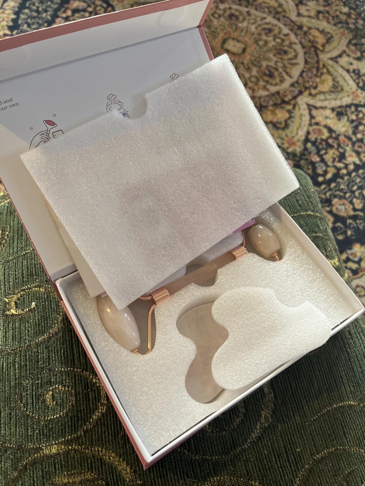 BAIMEI IcyMe Rose Quartz Roller & Gua Sha Facial Tool Set for Depuffing customer photo 1