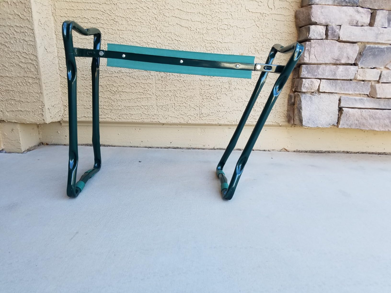 Pure Garden 2-in-1 Foldable Garden Kneeler and Seat, Green customer photo 2