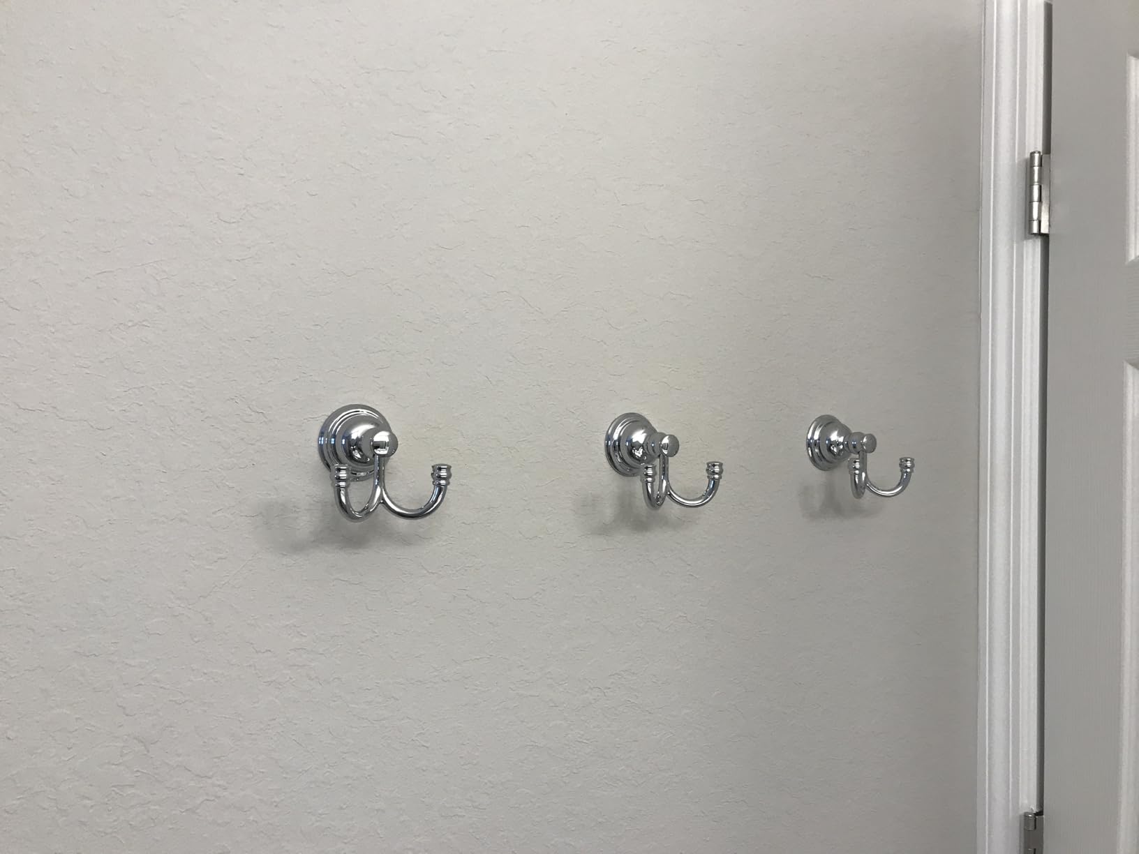 Delta Faucet AUB35-PC Aubrey Robe Hook, Chrome customer photo 2