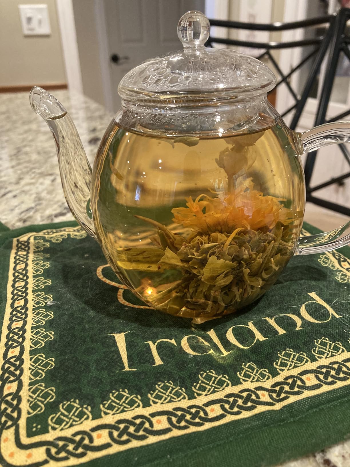 Creano Blooming Tea Gift Set with Glass Teapot 17oz (500ml) - Green Tea Fruity Flavoured Tea Flowers in 6 Varieties - Flowering Tea Gift for Easter customer photo 1