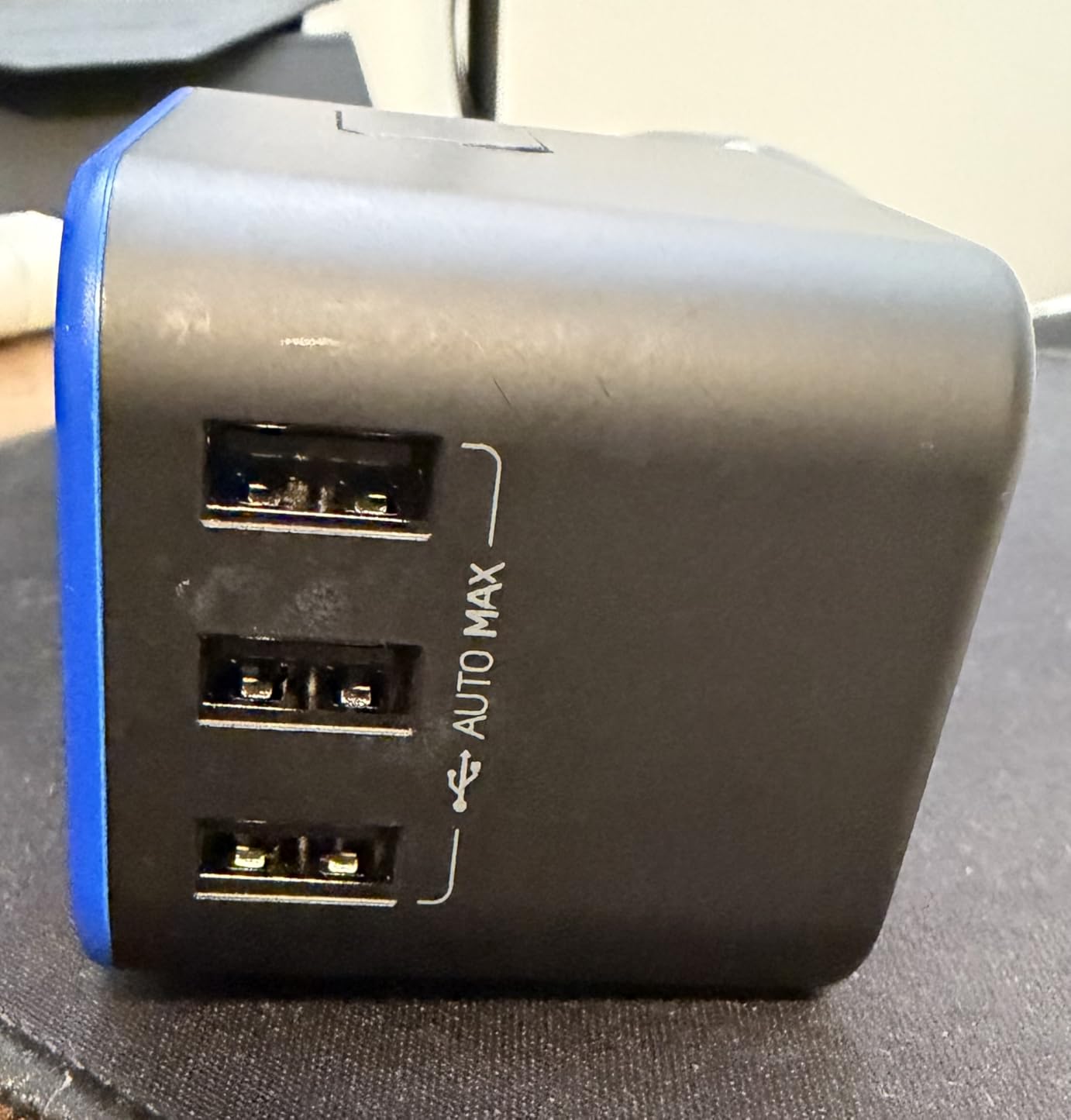 Ceptics 45W Universal Travel Adapter w/ 3 USB-A, 2 USB-C & Universal Input customer photo 2