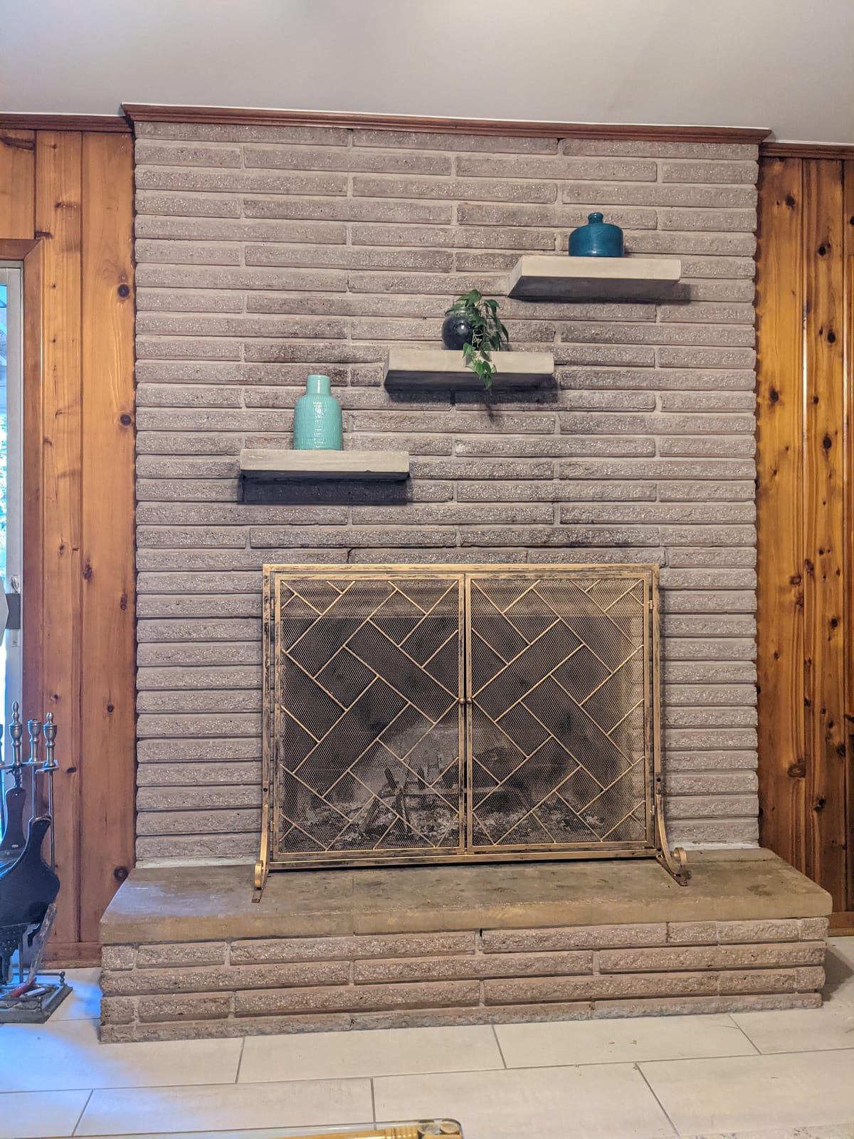 Best Choice Products 44x33in 2-Panel Handcrafted Wrought Iron Decorative Mesh Geometric Fireplace Screen, Fire Spark Guard w/Magnetic Doors - Black customer photo 1