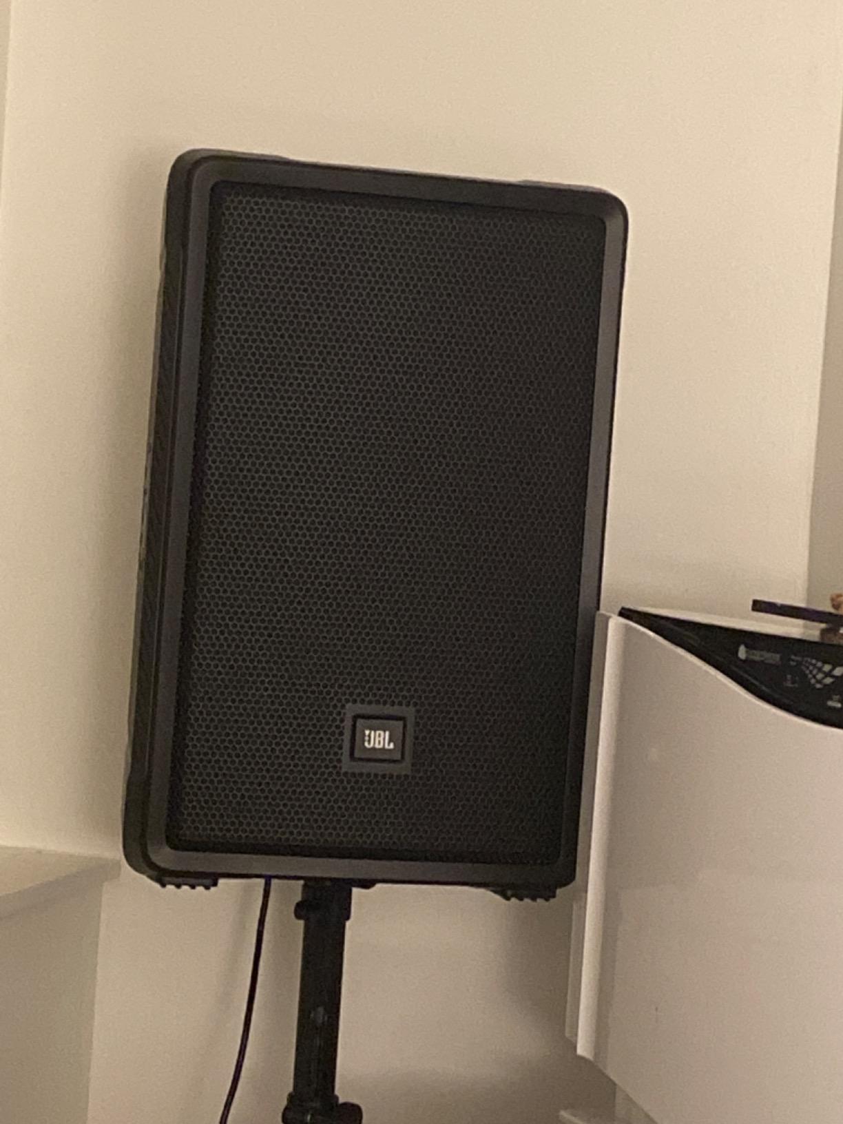 JBL Professional IRX108BT Powered PA Speaker, Portable Loudspeaker with Bluetooth, 8 Inch Woofer, 1300 Watt, Mobile DJ, Musicians, Small Venues, Ceremonies and Sports Events, Black customer photo 2