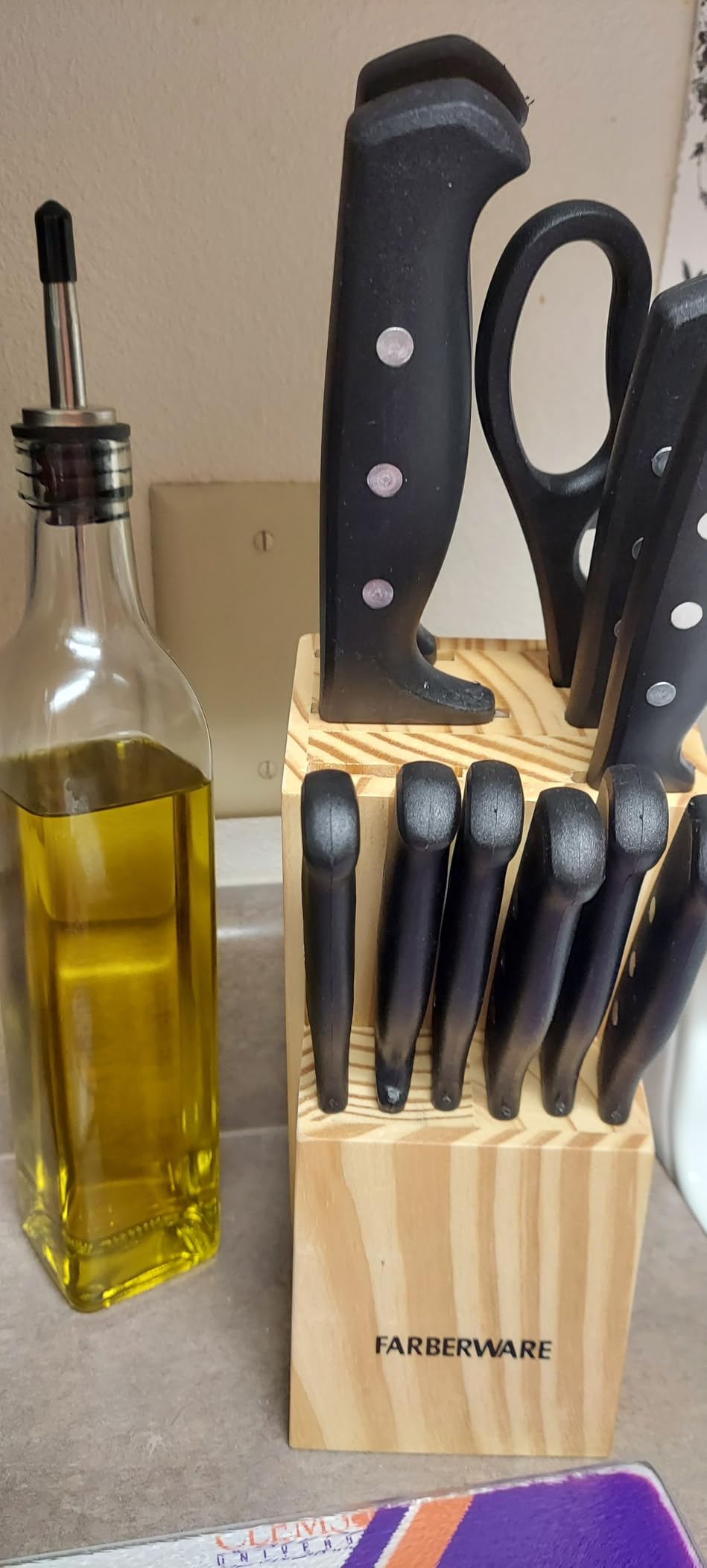 AOZITA 17oz Glass Olive Oil Bottle Dispenser - 500ml Green Oil and Vinegar Cruet with Pourers and Funnel - Olive Oil Carafe Decanter for Kitchen customer photo 2