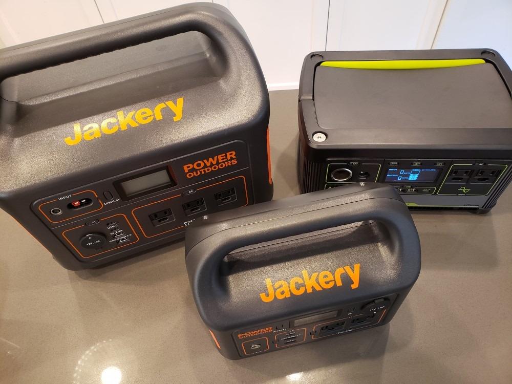 Jackery Explorer 300 Portable Power Station,292Wh customer photo 2