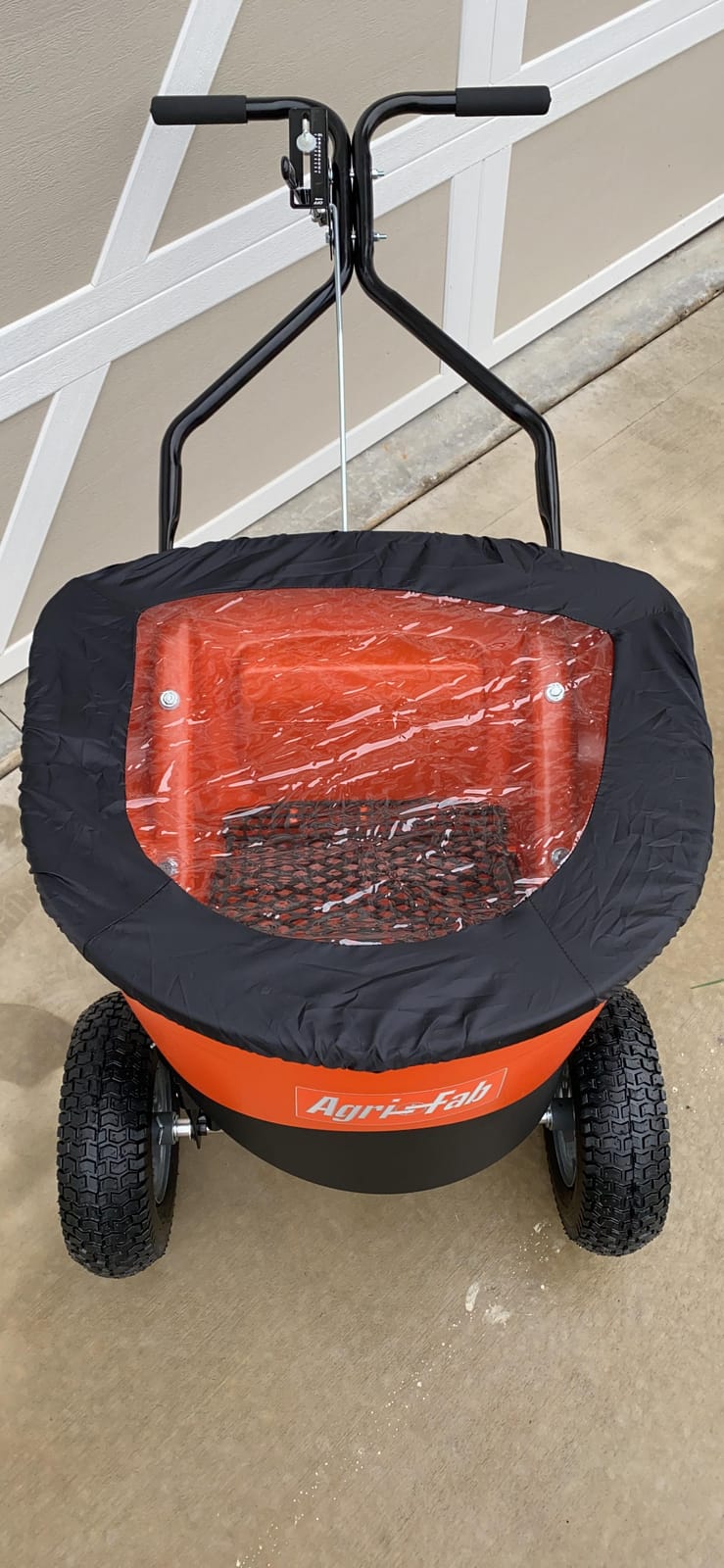 Agri-Fab 45-0548 130 lb. Commercial Push Spreader, Orange/Black customer photo 1