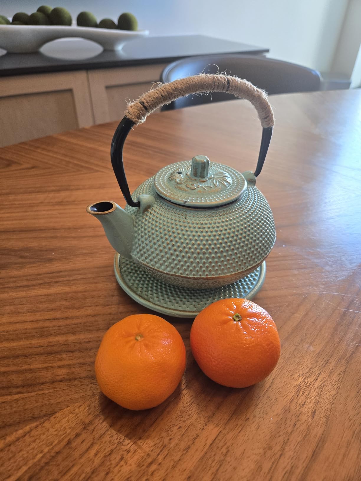 Juvale Cast Iron Tea Kettle with Infuser - Green, 18 oz/500 ml, 3-Piece Set - Teapot for Brewing Loose Leaf Tea - Stovetop Safe Tetsubin Set with Trivet customer photo 1