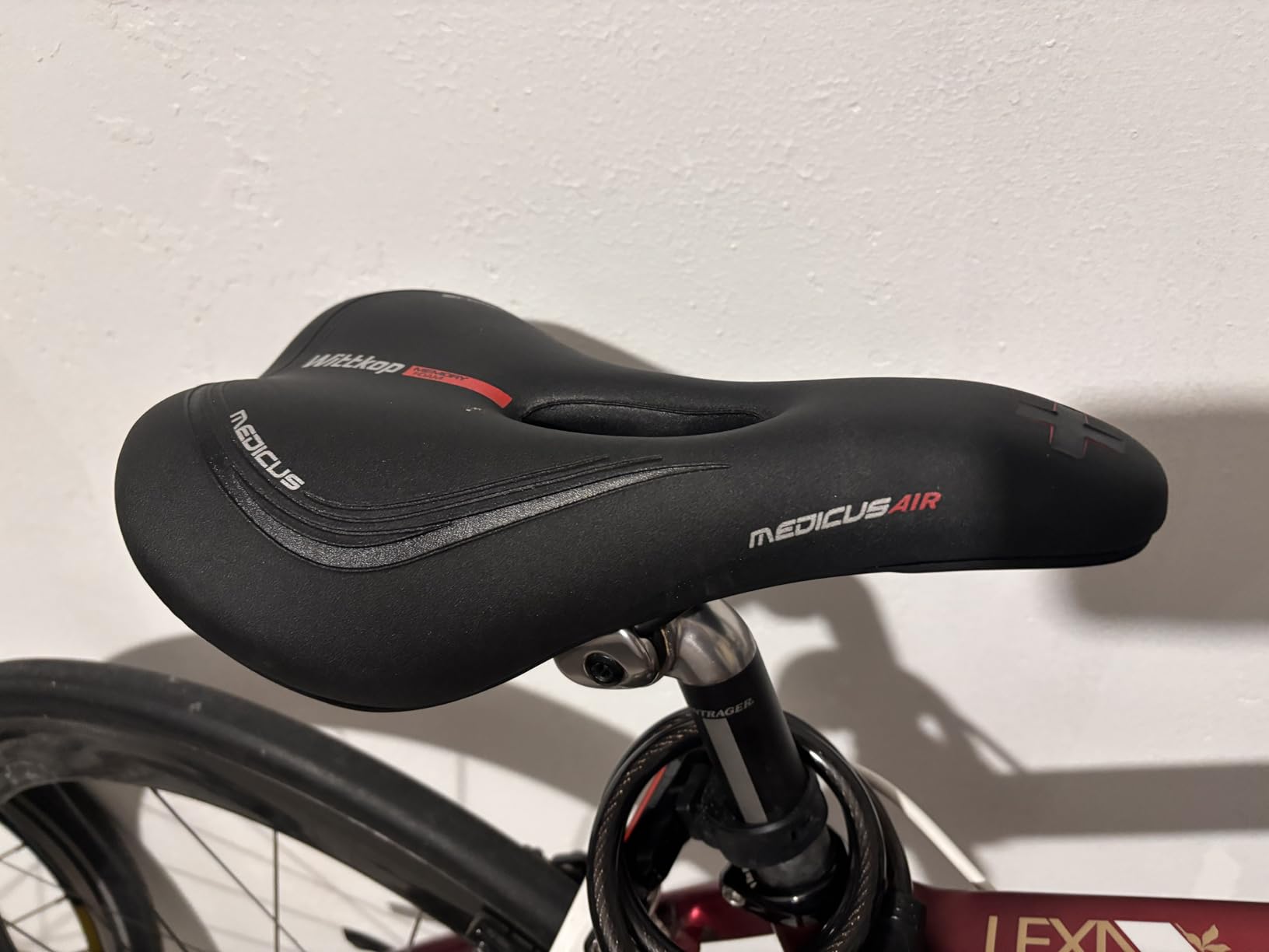 Wittkop Bike Seat I Bicycle Seat for Men and Women, Waterproof Bike Saddle with Innovative 5-Zone-Concept I Exercise Bike Seat for BMX, MTB & Road customer photo 2