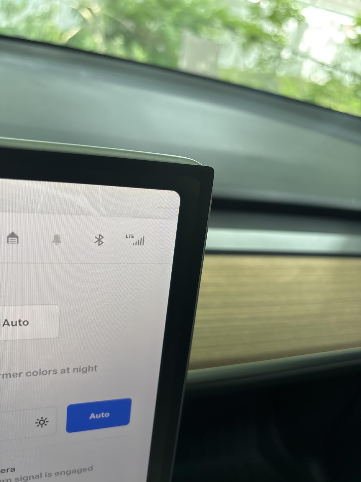 Spigen Screen Protector Matte for Model 3 (2017-2023), Model Y (2020-2025) customer photo 1