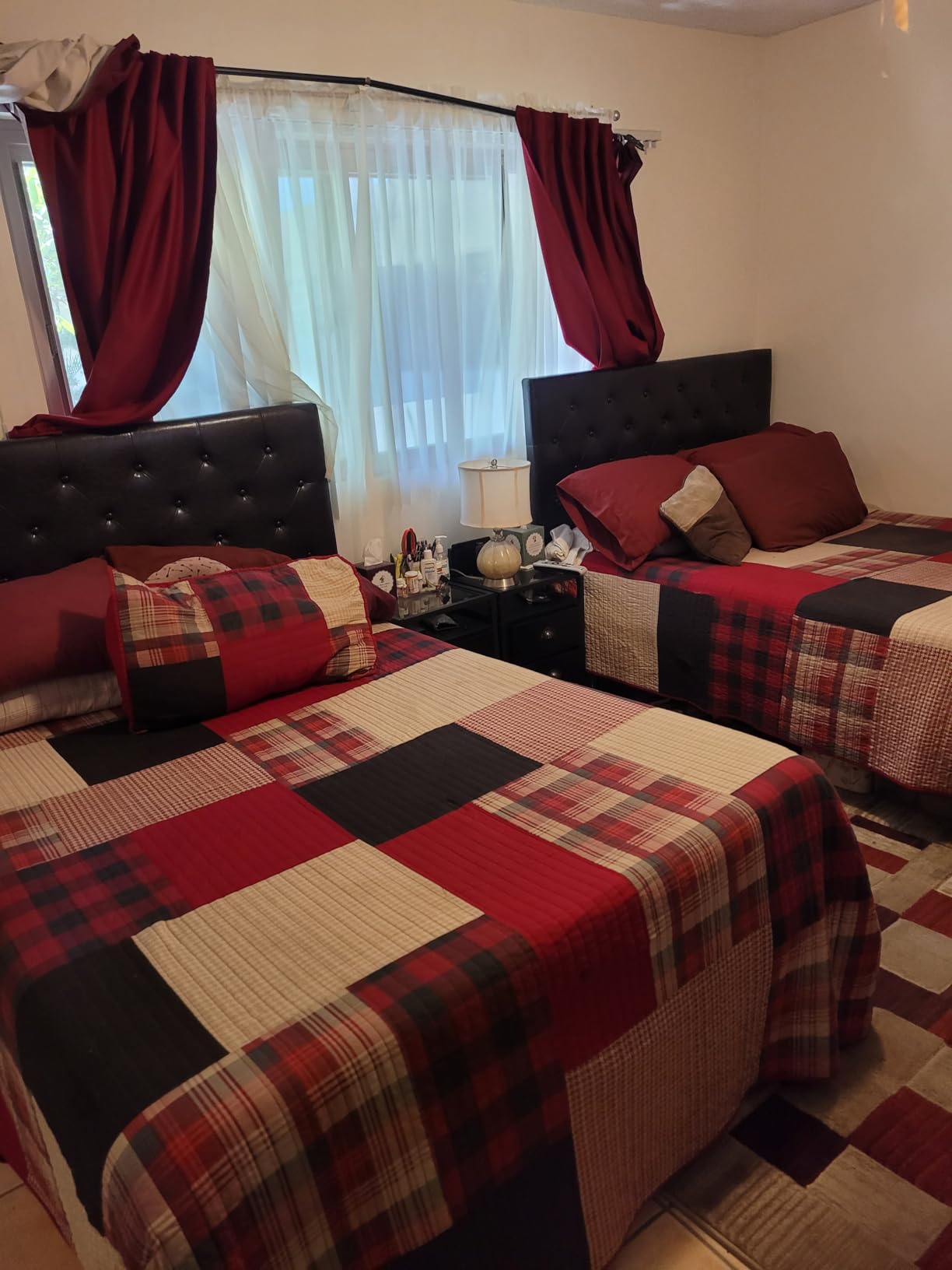 Woolrich Mill Creek Reversible Quilt Set - Cottage Styling Reversed to Solid Color, All Season Lightweight Coverlet, Cozy Bedding Layer, Matching Shams, Oversized Full/Queen, Plaid Green 3 Piece customer photo 2