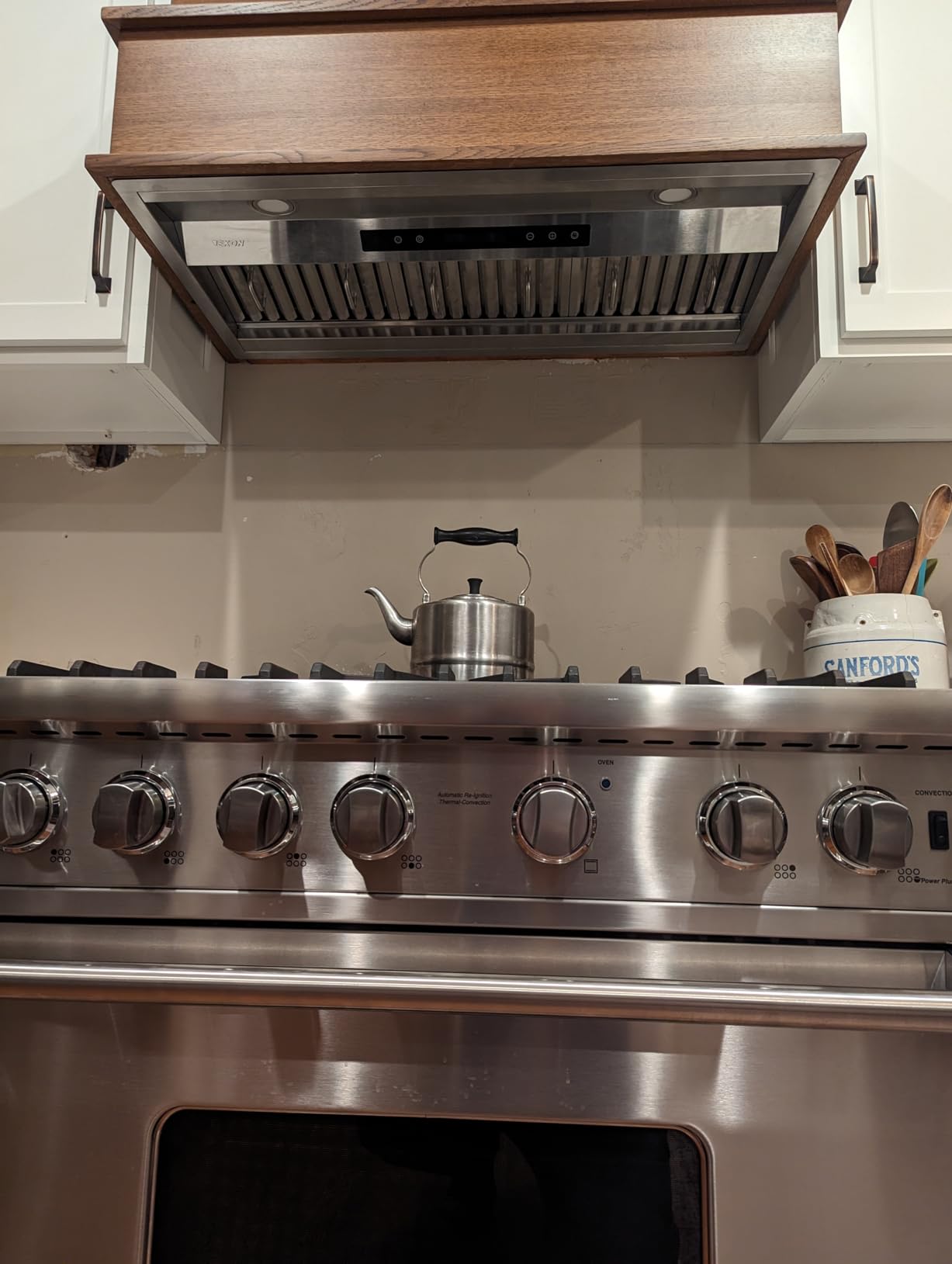 EKON Range Hood Insert 36 Inch, 900 CFM Kitchen Vent Hood, Built-in Ducted or Ductless Convertible, Remote & 4-Speed Touch Control, Adjustable LED Lights, Stainless Steel, NAB02-36 customer photo 2