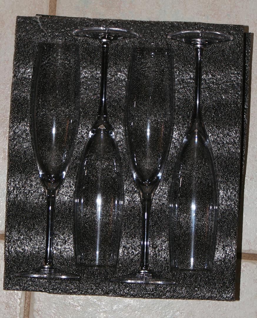 JBHO Champagne Glasses-Elegant Flutes-Gift-Box-Hand Blown Champagne Flutes Glass-100% Lead-Free Premium Crystal - Gift Idea for Wedding, Anniversary, Christmas,New Year-Set of 4-8oz, Clear customer photo 1