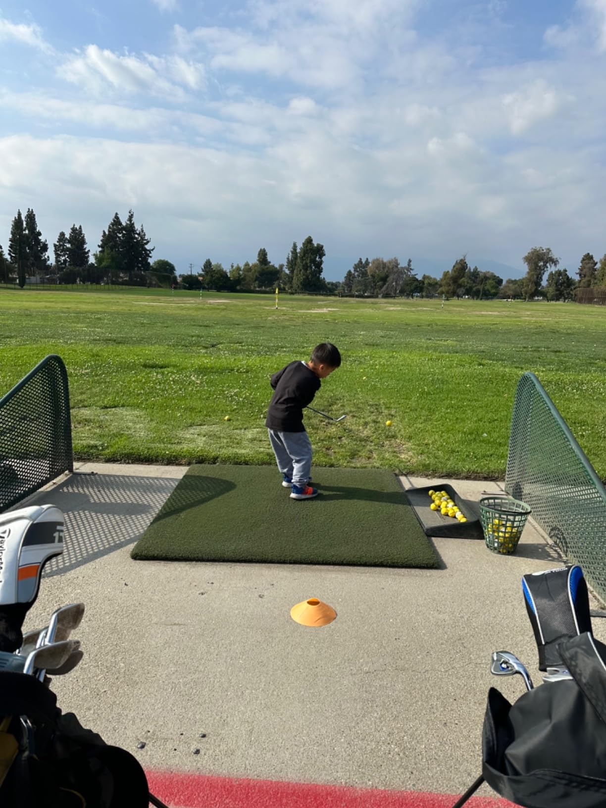 Confidence Golf Junior Golf Clubs Set for Kids Age 4-7 (up to 4' 6' Tall) customer photo 1