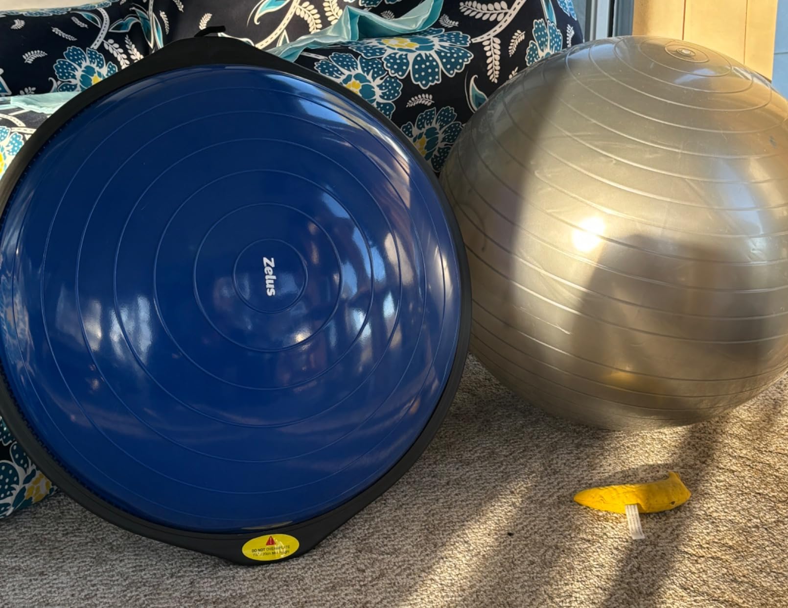 ZELUS 25in. Balance Ball | 660lb Inflatable Half Exercise Ball Wobble Board Balance Trainer w Nonslip Base | Half Yoga Ball Strength Training Equipment w 2 Bands, Pump, Extra Ball Included customer photo 2