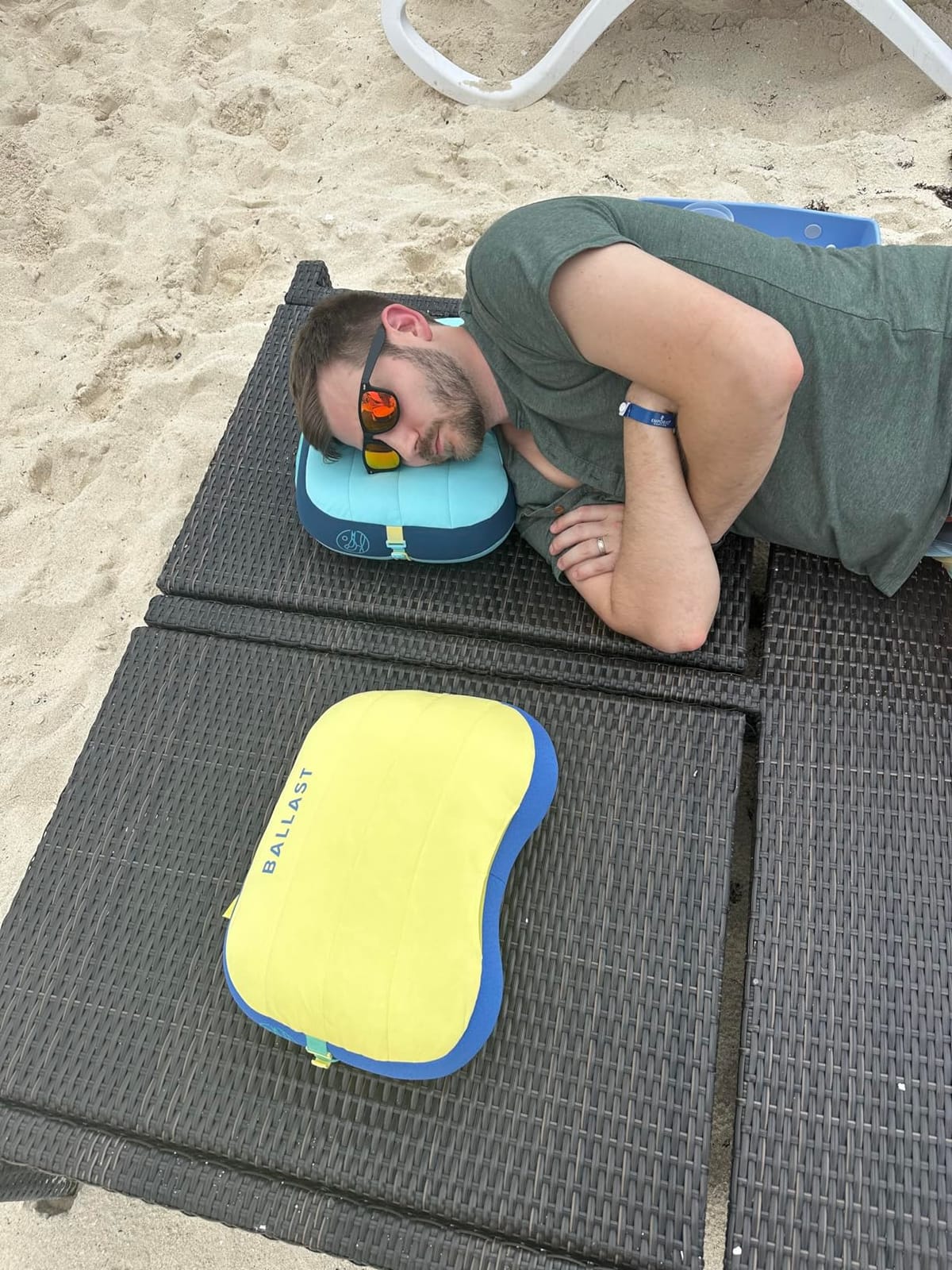 Ballast Beach Pillow – Comfy, Durable & Compact, Stays Put on Windy Beaches with Patented Sand Pouch, Inflatable Pillow for Beaches, Pools, Camping, Festivals and Travel (Island Paradise) customer photo 1