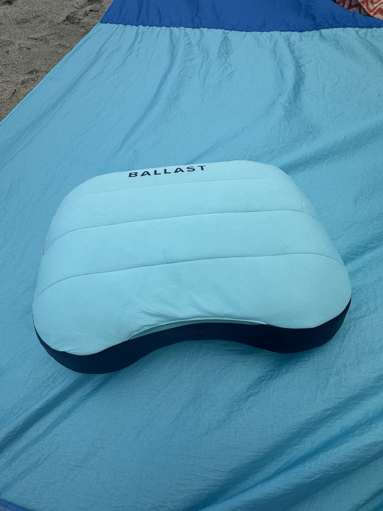 Ballast Beach Pillow – Comfy, Durable & Compact, Stays Put on Windy Beaches with Patented Sand Pouch, Inflatable Pillow for Beaches, Pools, Camping, Festivals and Travel (Island Paradise) customer photo 2