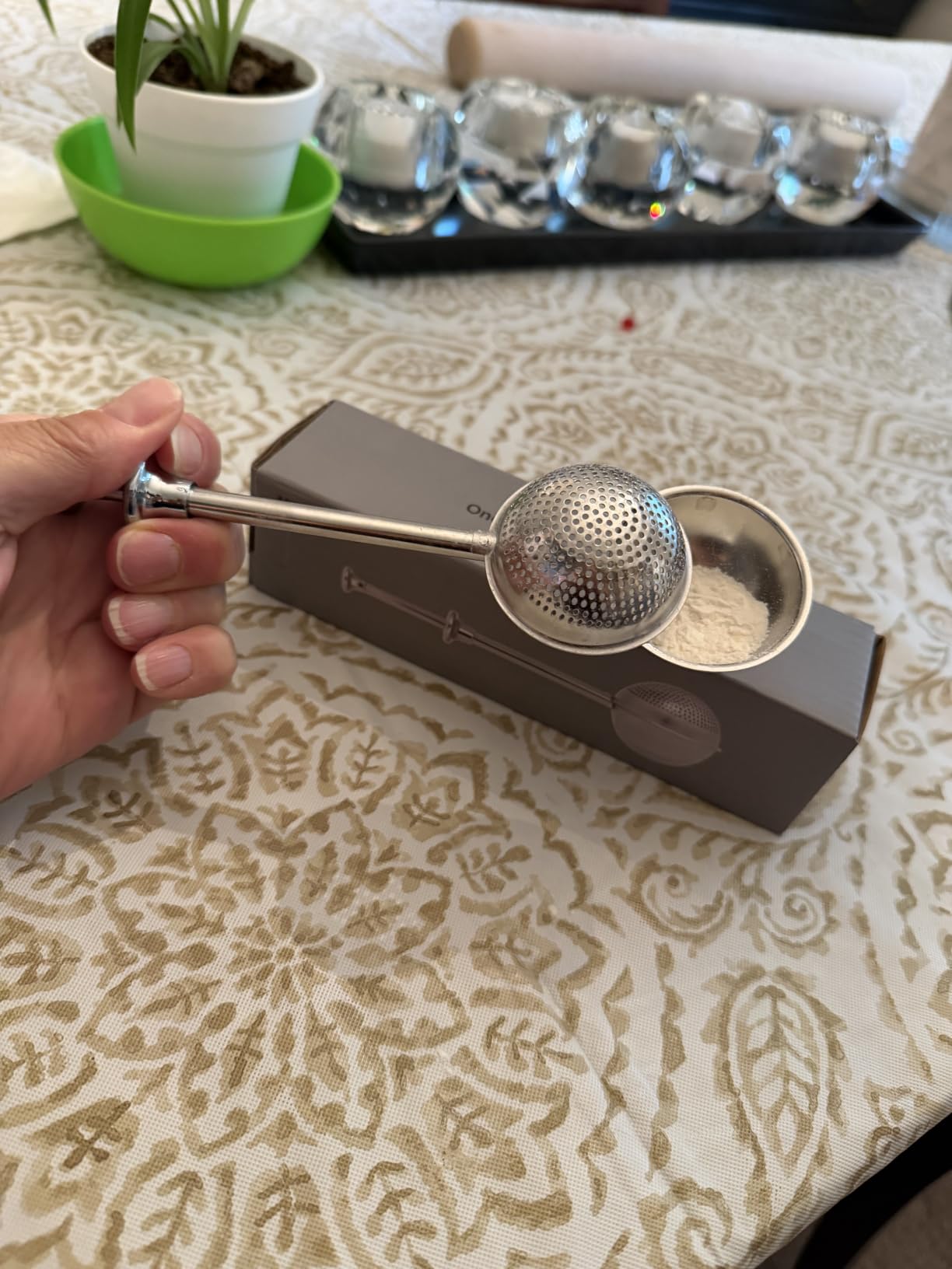 HULISEN Flour Duster, 304 Stainless Steel Flour Sifter for Baking customer photo 2