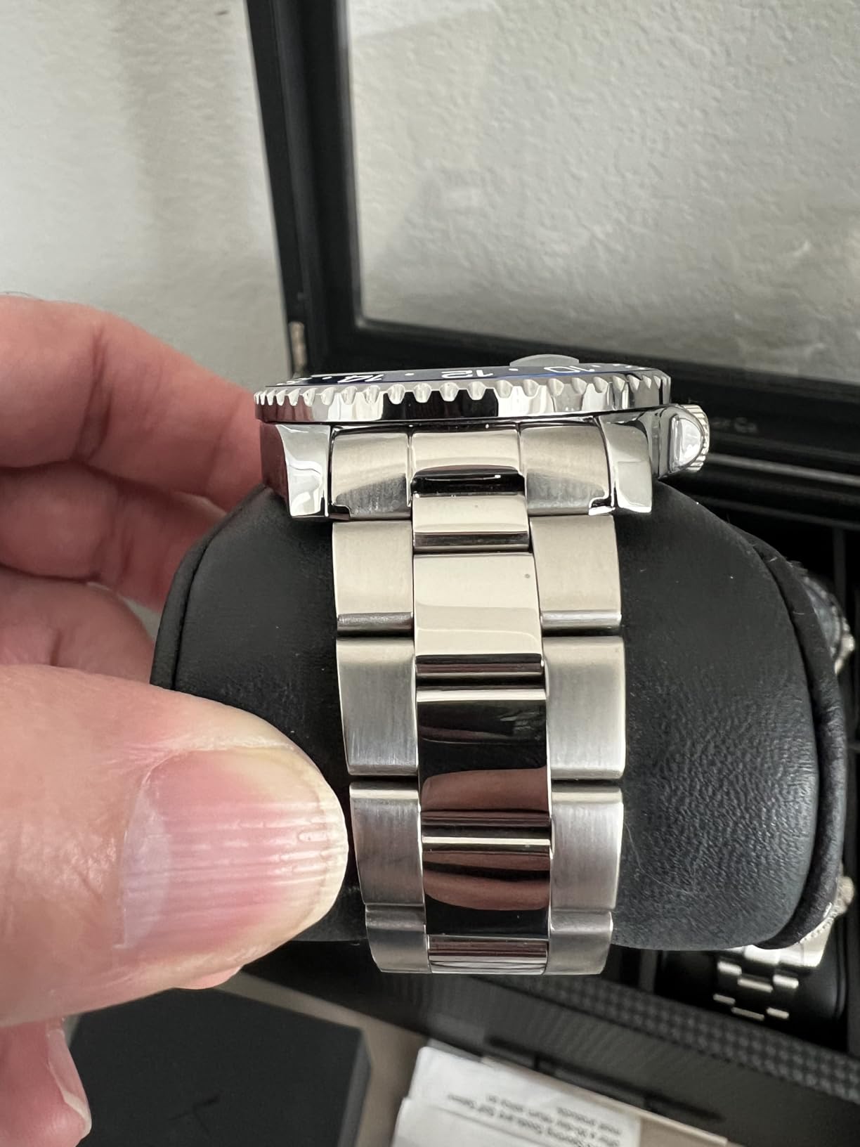 Stuhrling Original Men's Stainless Steel GMT Watch Quartz - 42mm Quartz Analog Wrist Watch for Men, Mens Quartz Watch, Stainless Steel Case, Casual Work Watch, Water Resistant Watch customer photo 2