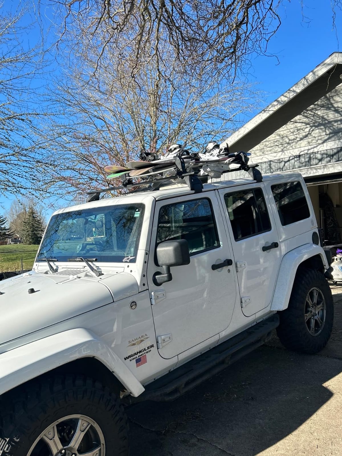 Leader Accessories Ski & Snowboard Roof Rack, Fits 6 Skis or 4 Snowboards customer photo 2