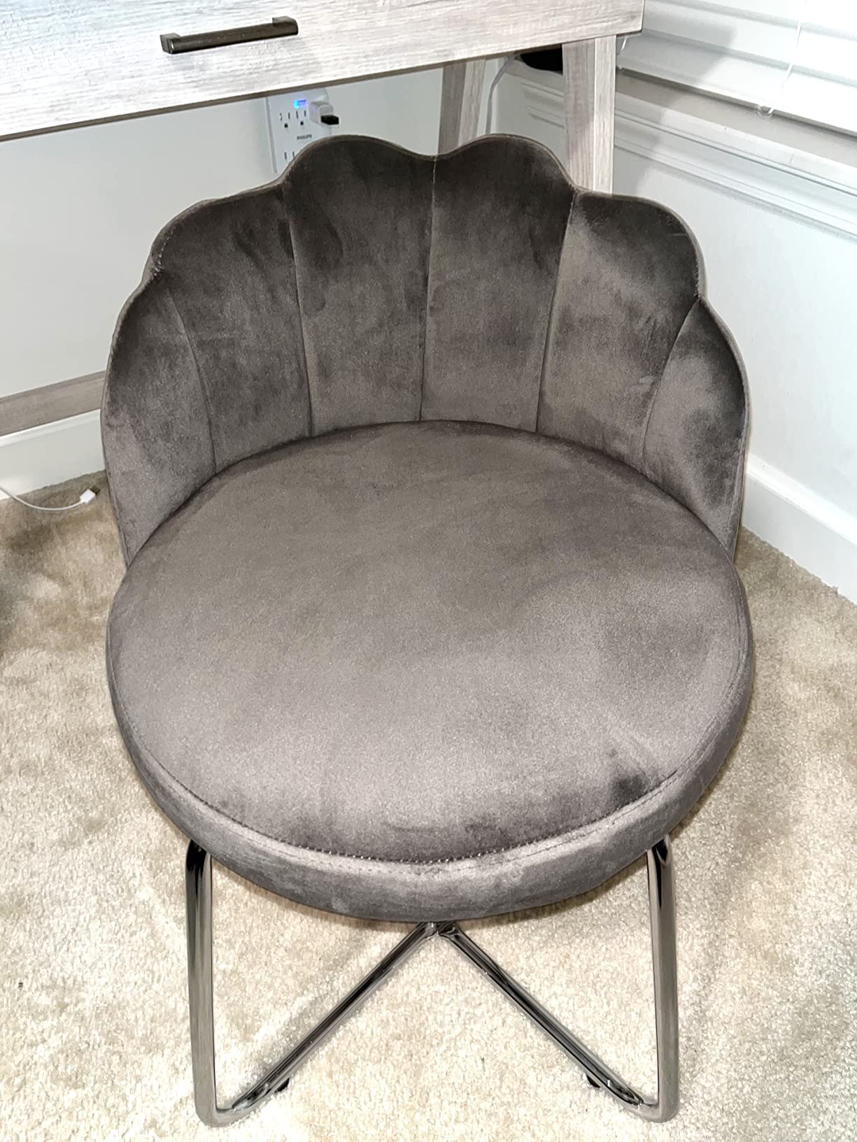 Hillsdale Catalina Vanity Stool for Make-up Rooms and Bathrooms customer photo 2