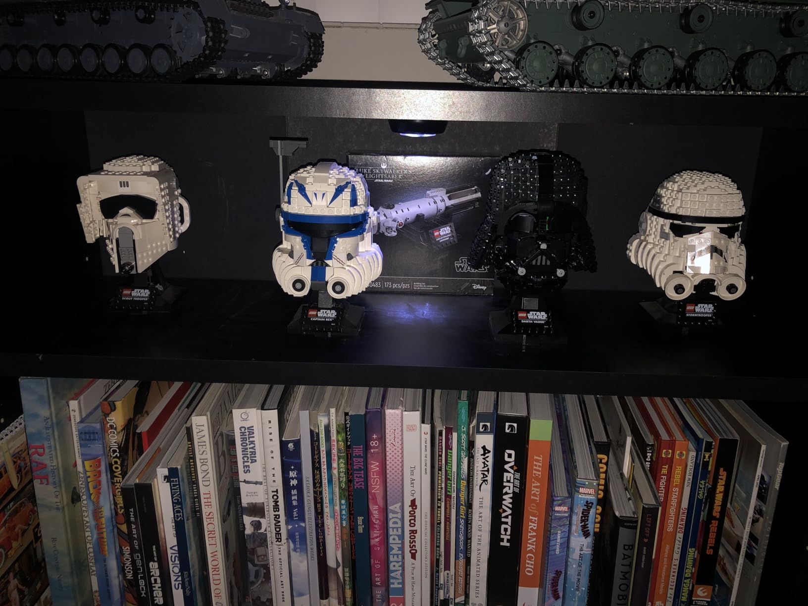 LEGO Star Wars Darth Vader Helmet Building Set for Adults - Collectible Model Kit for Men & Women, Ages 18+ Years - Gifts for Christmas for Men & Women - 75304 customer photo 1
