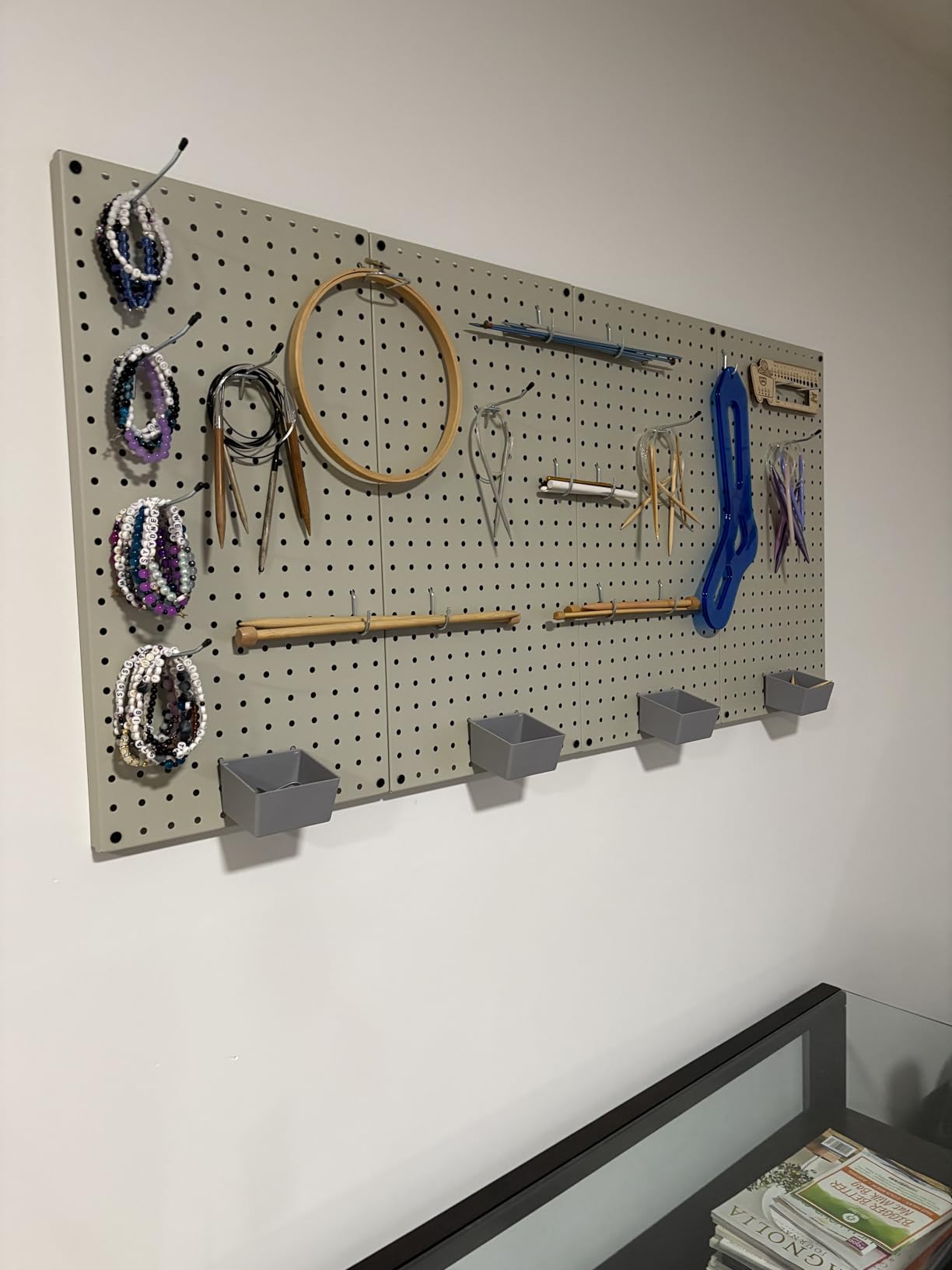 Amazon Basics Rectangular Metal Pegboard Wall Organizer, Tool Storage Organization System, Rust and Scratch Resistant, 48-Piece Kit, Gray customer photo 2