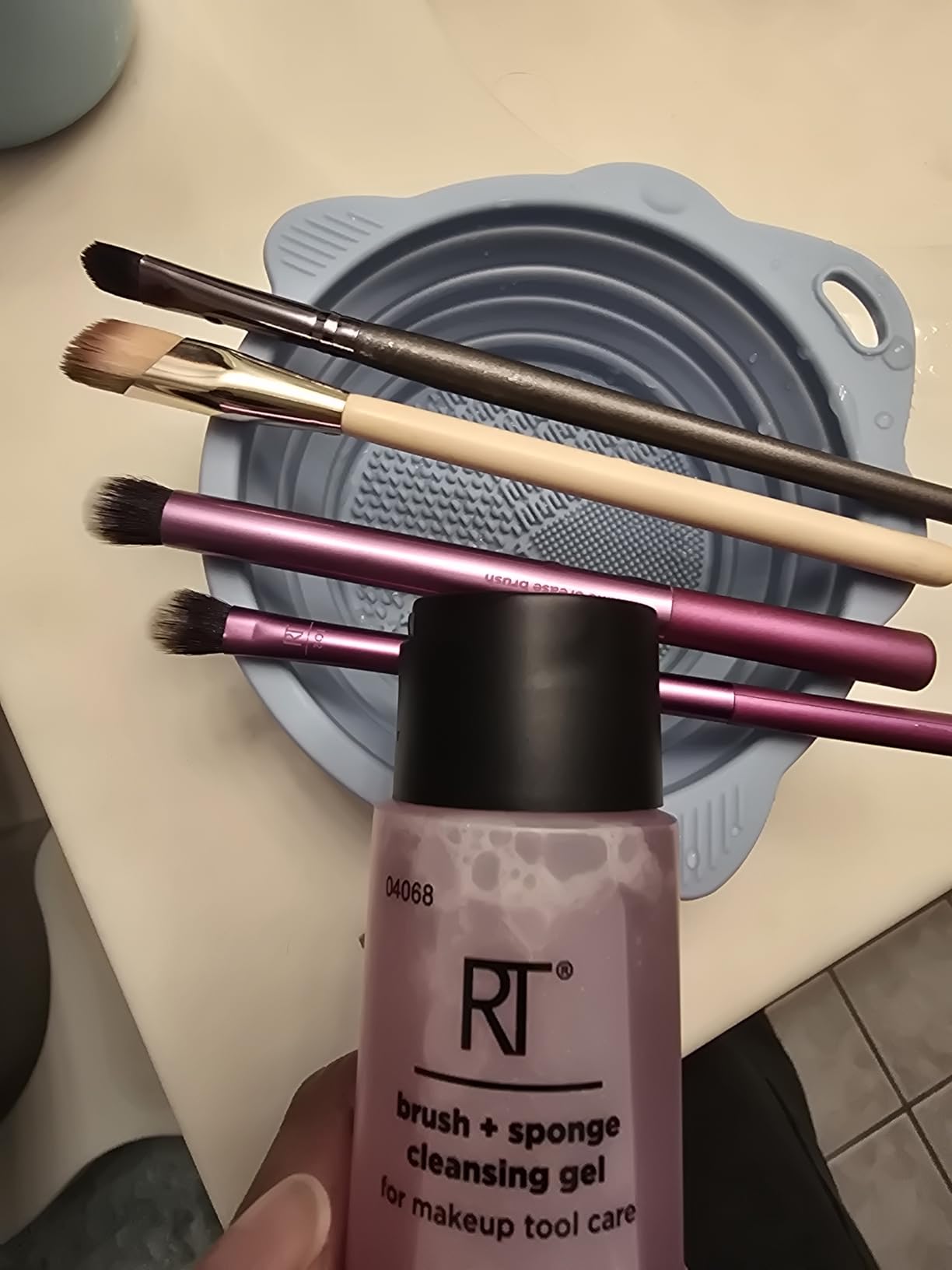 Real Techniques Miracle Deep Cleansing Gel, Makeup Brush Cleaner customer photo 1
