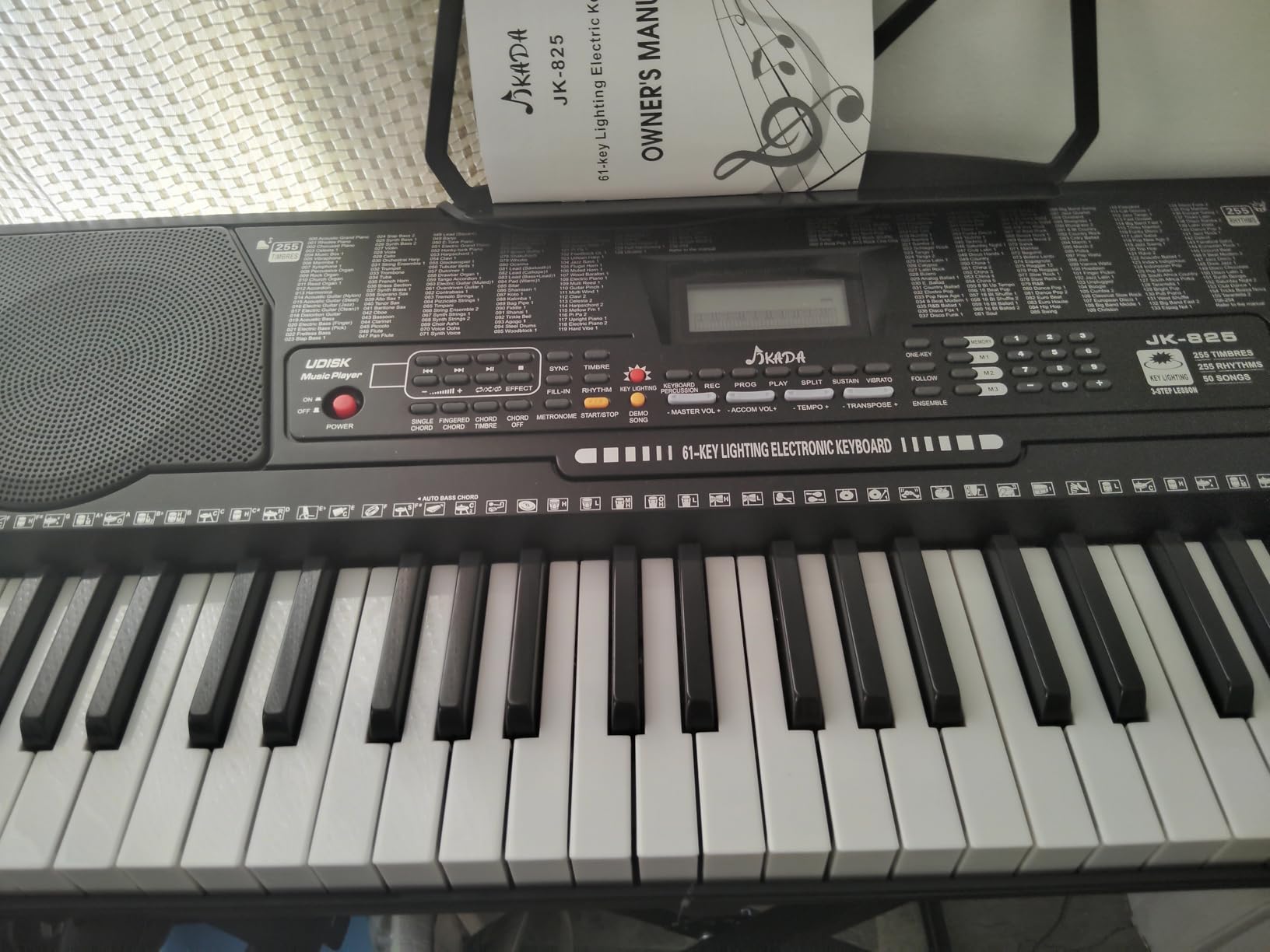JIKADA 61 Key Portable Electronic Keyboard Piano,3 Teaching Modes customer photo 1