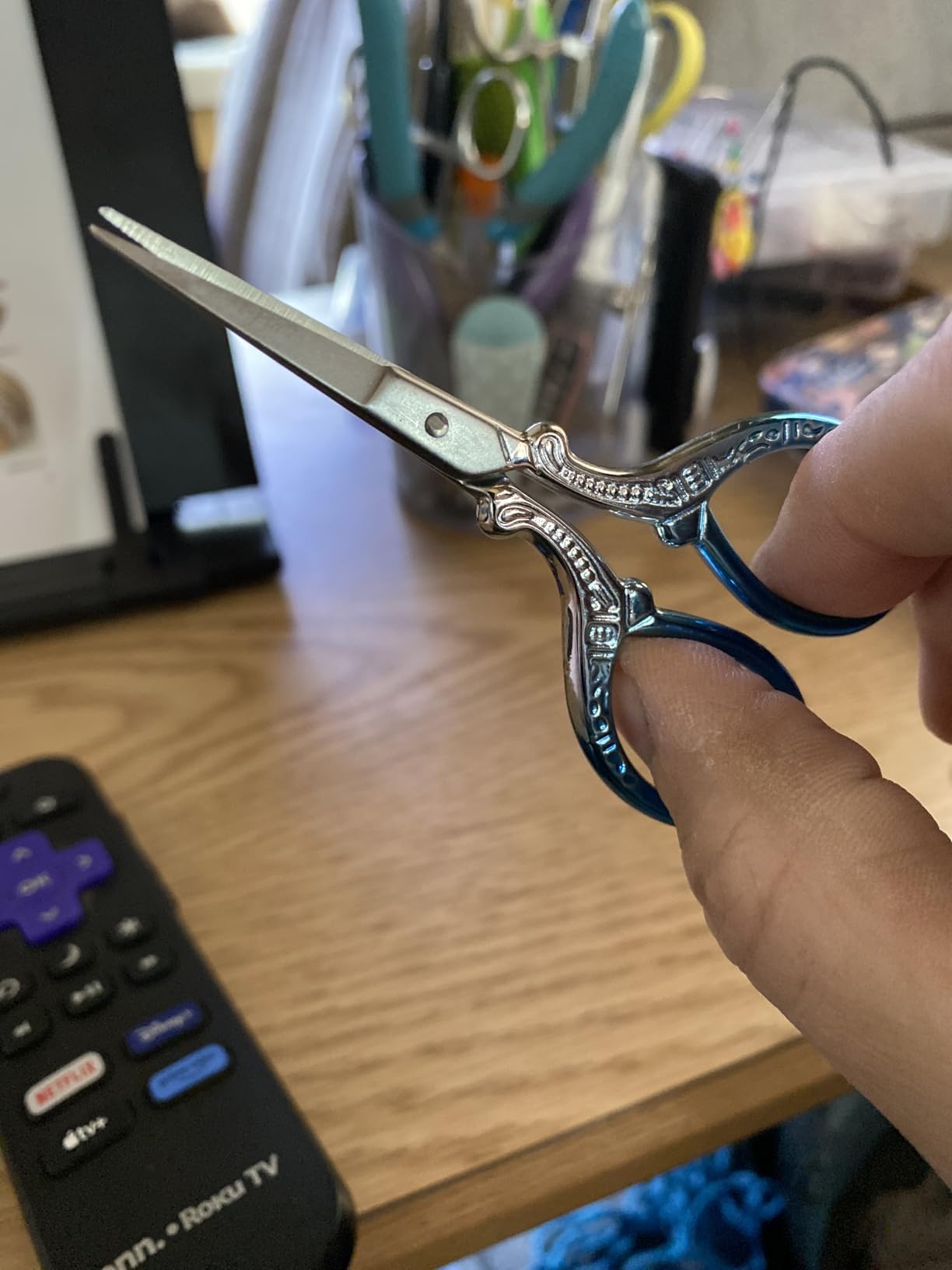 3.6 inch Sharp Embroidery Scissors for Sewing with Premium Leather Sheath customer photo 2