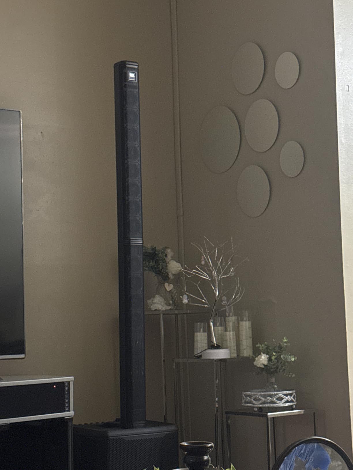 JBL Professional PRX ONE Powered Column PA Speaker System, 2000 Watt, Black customer photo 2