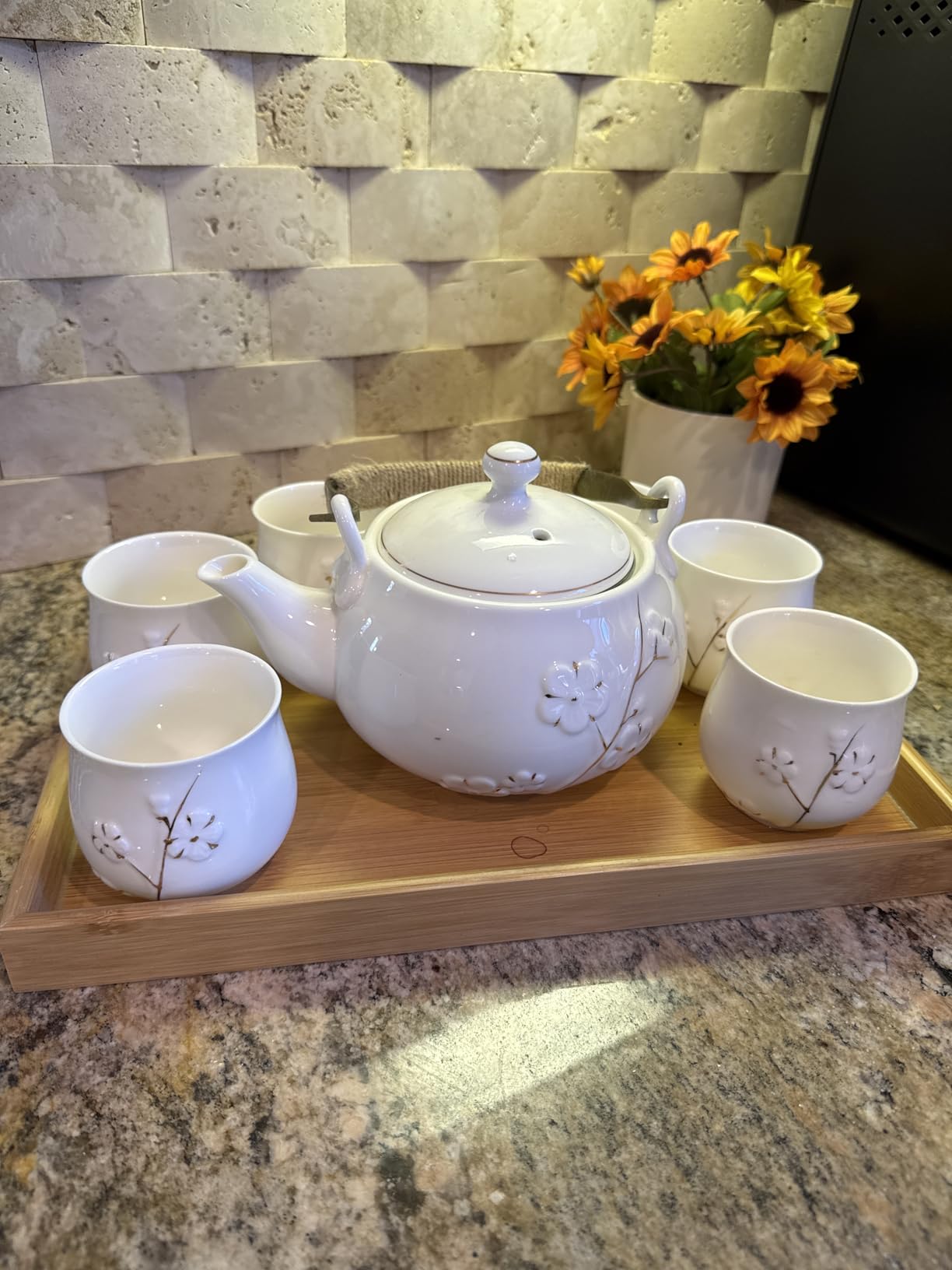 Dujust Japanese Tea Set, Black Porcelain Tea Set with 1 Teapot Set, 6 Tea Cups, 1 Tea Tray, 1 Stainless Infuser, Beautiful Asian Tea Sets for Adults, Tea Lover/Women/Men (Countryside in Golden) customer photo 1