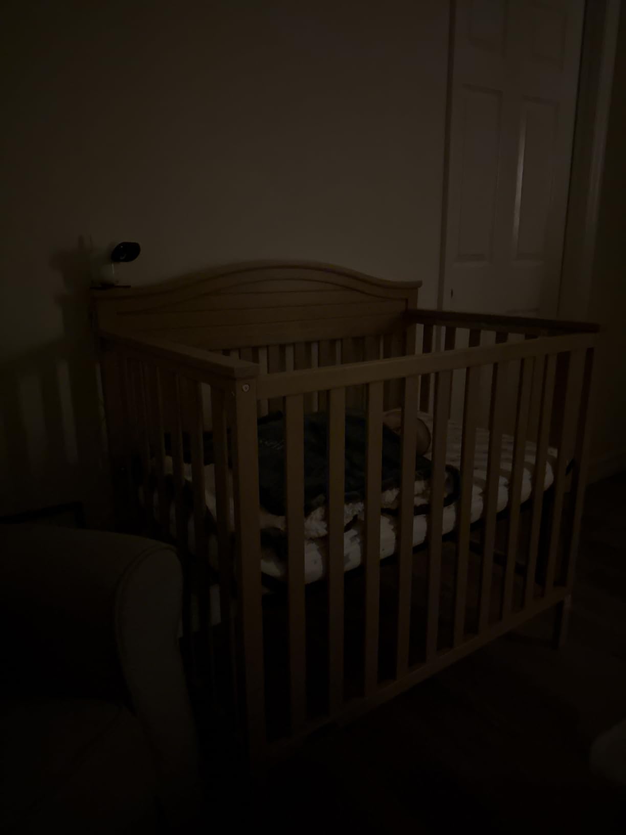 Graco Stella 4-in-1 Convertible Mini Crib with Bonus Mattress, Pebble Gray customer photo 1