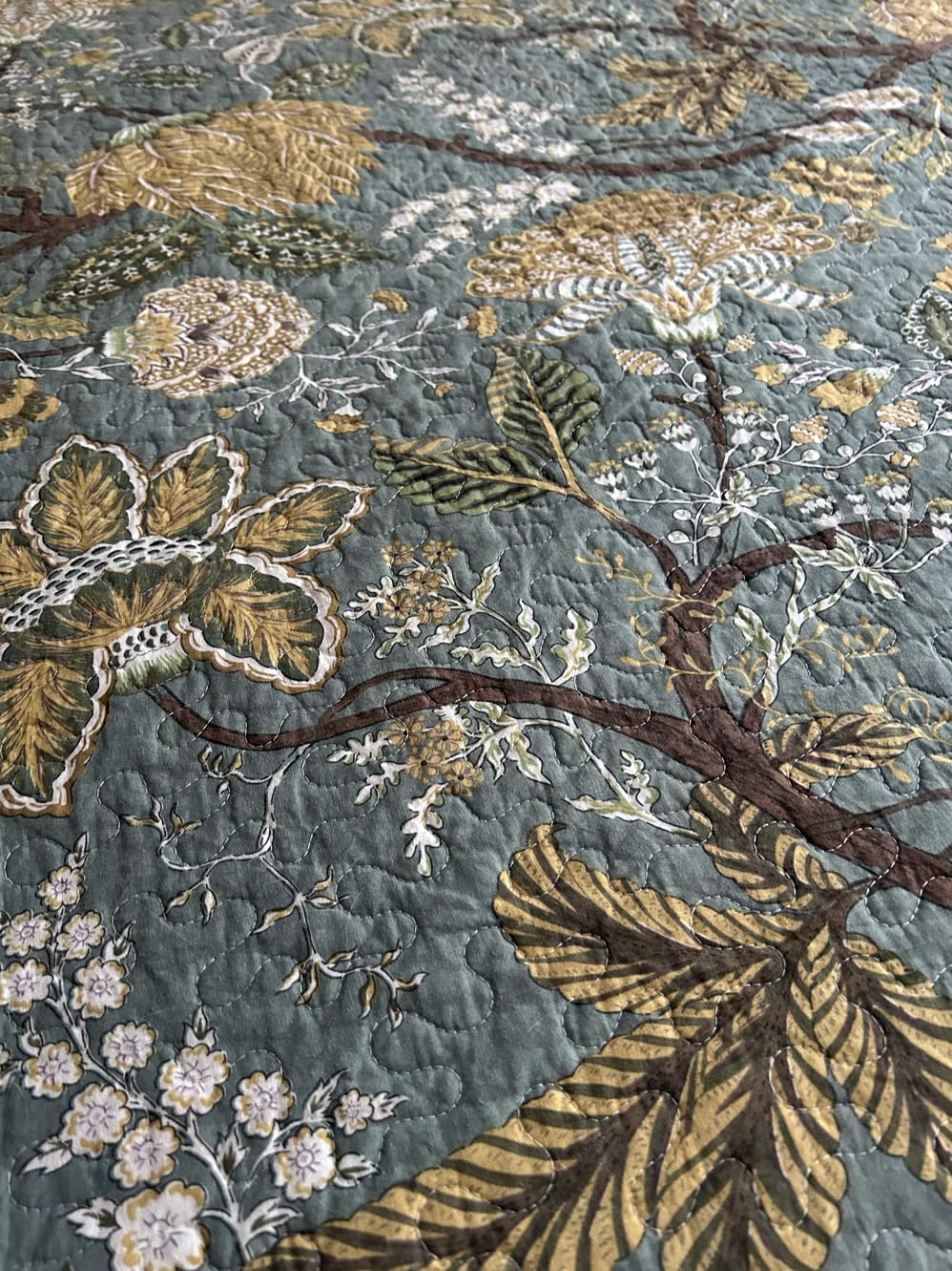 NEWLAKE Cotton Patchwork Bedspread, 3-Piece Bedding Quilt Set with Real Stitched Embroidery, Reversible Matelasse Bed Coverlet Set,Vintage Flowery Grid,Queen Size customer photo 2
