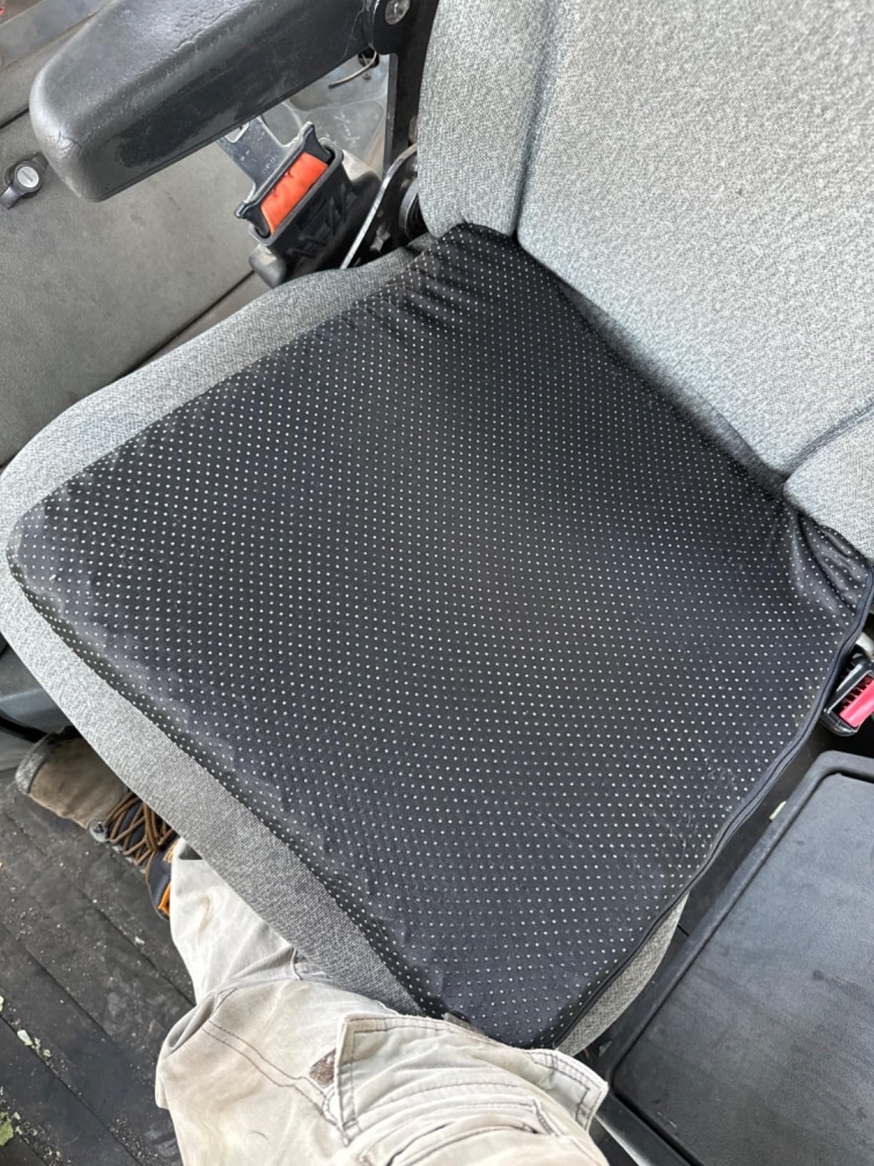 Gel Seat Cushion for Long Sitting, Gel Chair Cushion (Large & Thick) | Gel Cushion for Wheelchair, Soft & Breathable, Gel Chair Cushion for Hip Pain, Seat Cushion for Office Chair (Black Cover) customer photo 2
