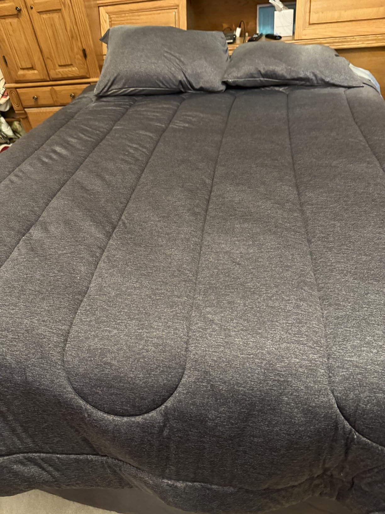 Bedsure Queen Comforter Set, Cooling & All-Season Bedding, Dark Grey customer photo 2