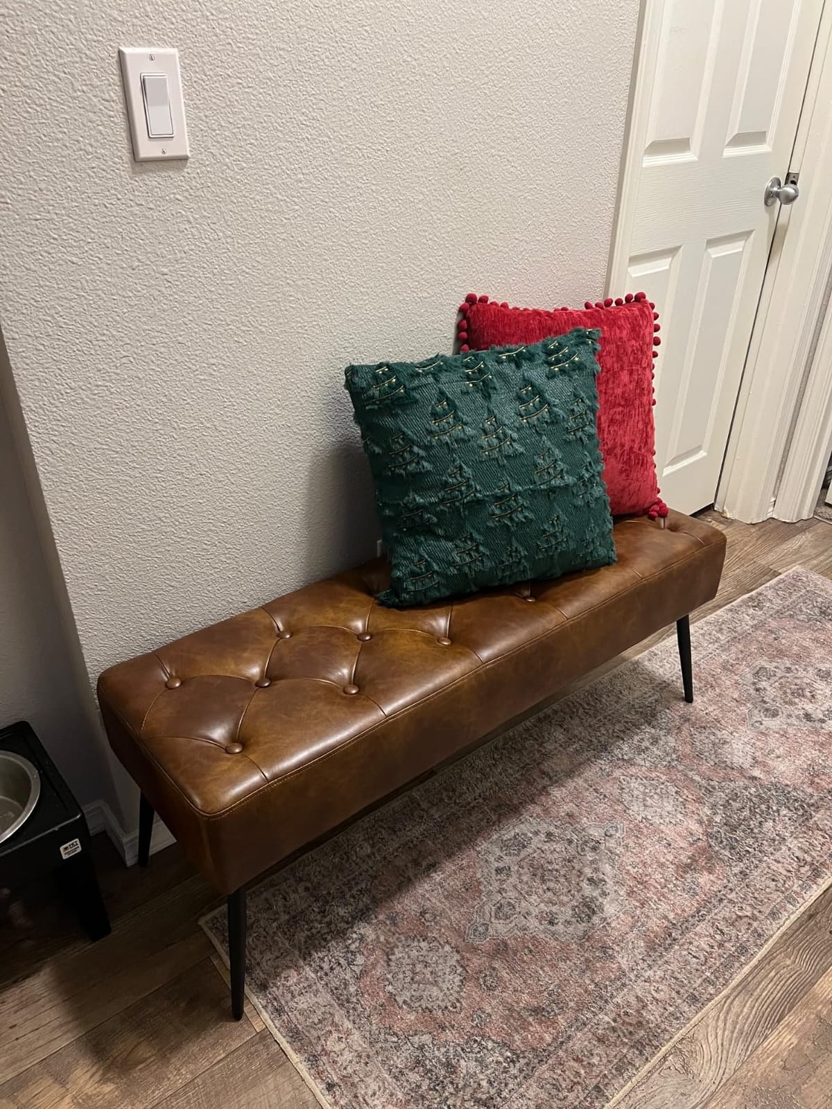 DUHOME Button-Tufted Ottoman Bench, Upholstered Bedroom Benches Leather Footrest Stool Accent Bench for Entryway Dining Room Living Room Bedroom End of Bed, Yellowish Brown customer photo 2