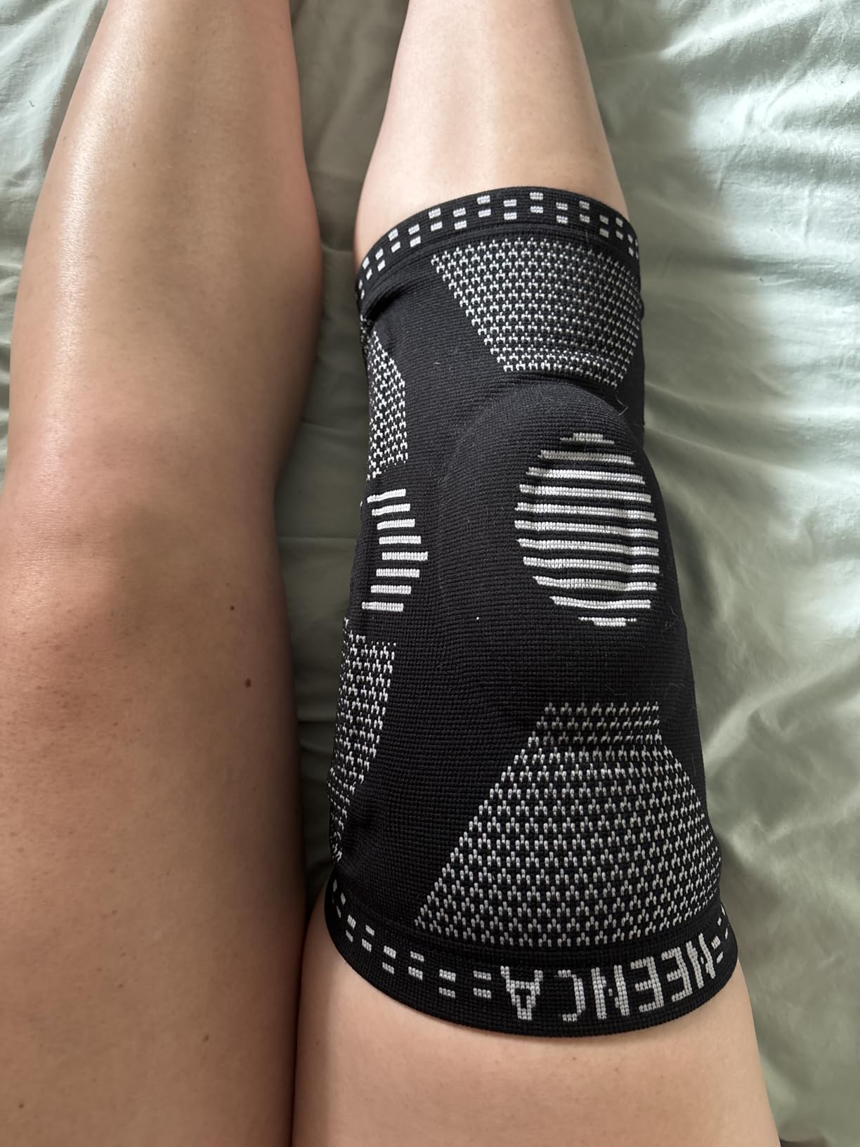 NEENCA Professional Knee Brace, Medical Knee Support for Women & Men Relief customer photo 1