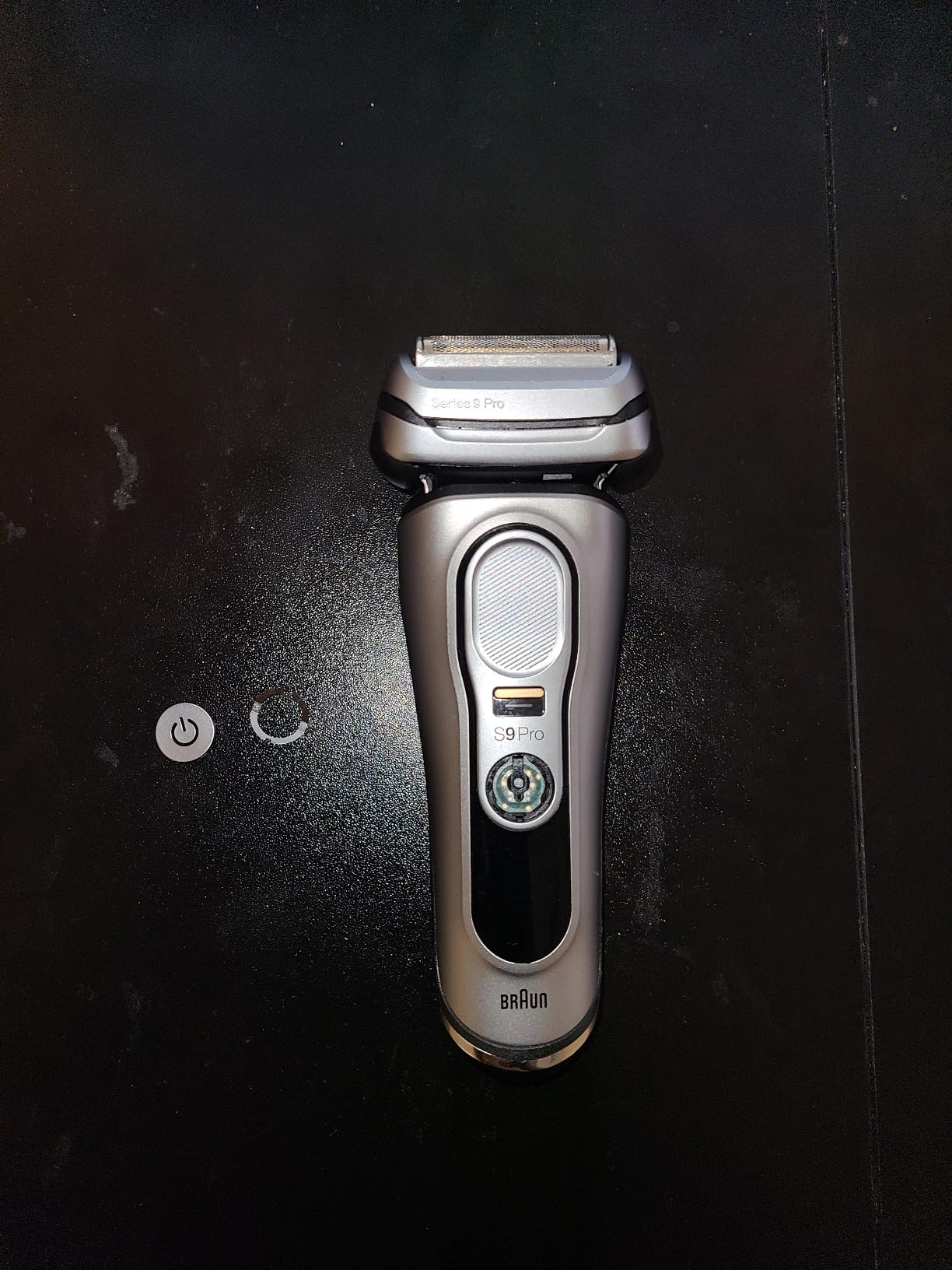Braun Electric Razor for Men, Series 9 Pro 9465cc Wet & Dry Electric Foil Shaver with ProLift Beard Trimmer, Cleaning & Charging SmartCare Center, Head Shavers for Bald Men, Noble Metal customer photo 2