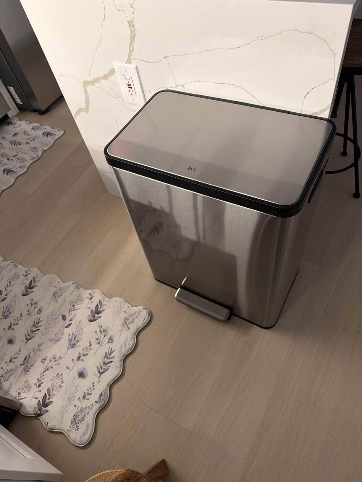 EKO EcoCasa Stainless Steel Dual Step Trash Can for Recycling, 30L+20L Rectangular Kitchen Trash Can, Independent Pedals and Lids, Soft Close and Fingerprint Resistant customer photo 1