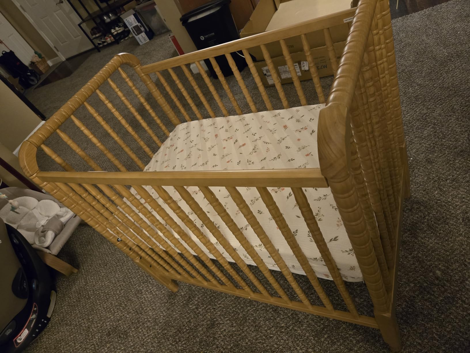 DaVinci Jenny 3-in-1 Convertible Mini Crib, GREENGUARD Certified, Ebony customer photo 1