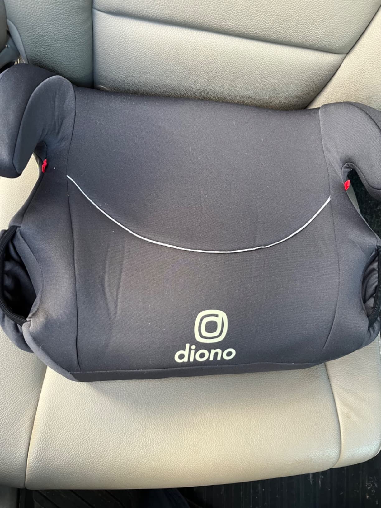 Diono Solana, No Latch, Pack of 2 Backless Booster Car Seats, Lightweight, Machine Washable Covers, Cup Holders, Pink customer photo 1