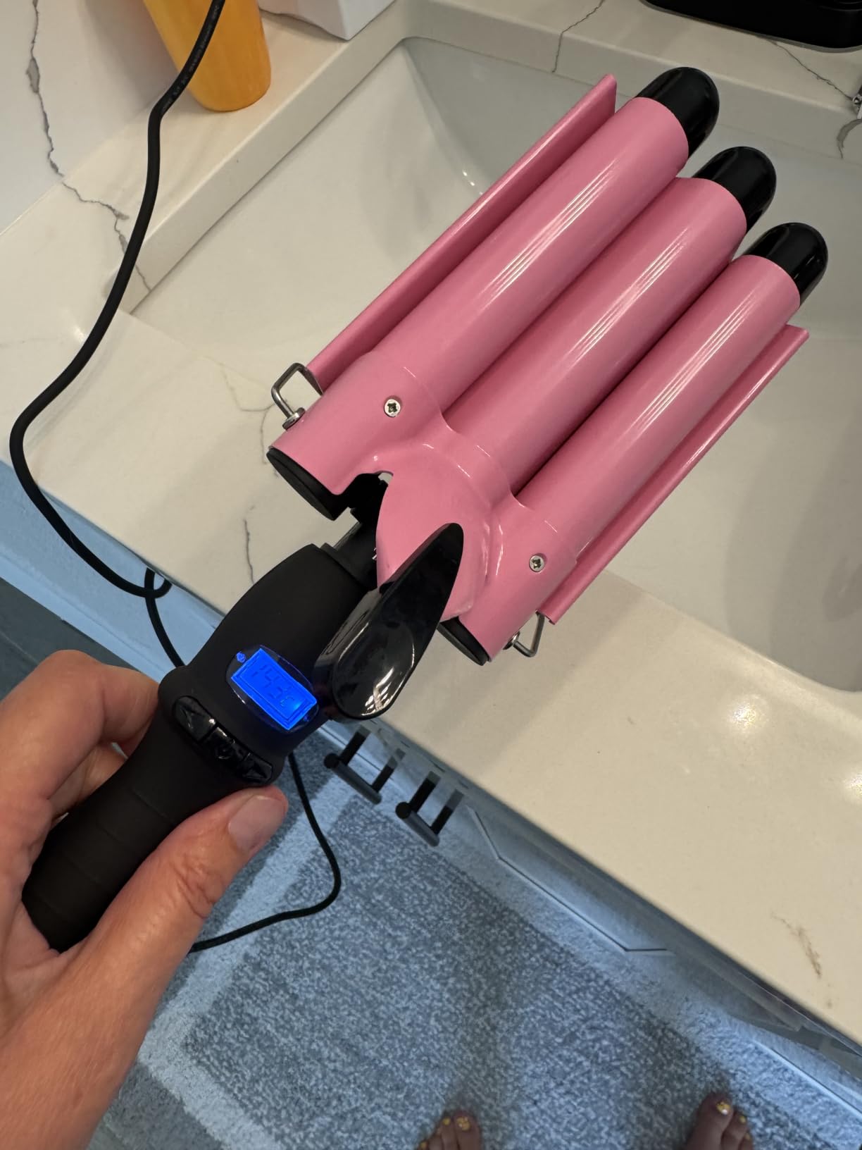 Alure Three Barrel Curling Iron Wand, 1 Inch Ceramic Tourmaline Hair Waver customer photo 1