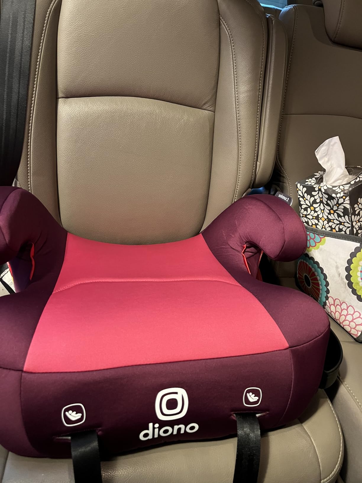 Diono Solana 2 XL 2022, Dual Latch Connectors, Lightweight Backless Belt-Positioning Car, 8 Years 1 Booster Seat, Black customer photo 1