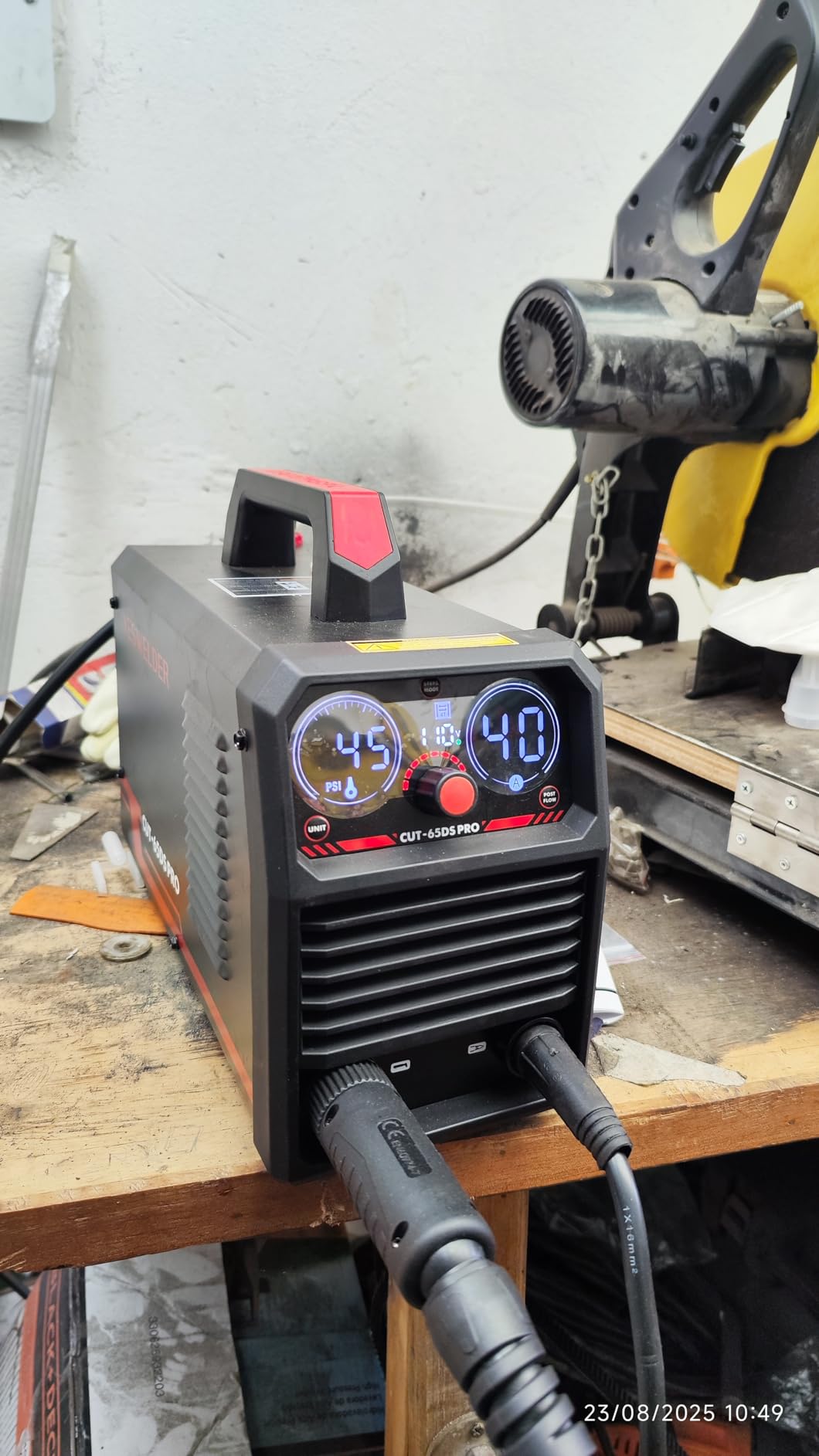 YESWELDER 60A Non-HF Plasma Cutter, Non-Torch Pilot Arc, 110/220V customer photo 1