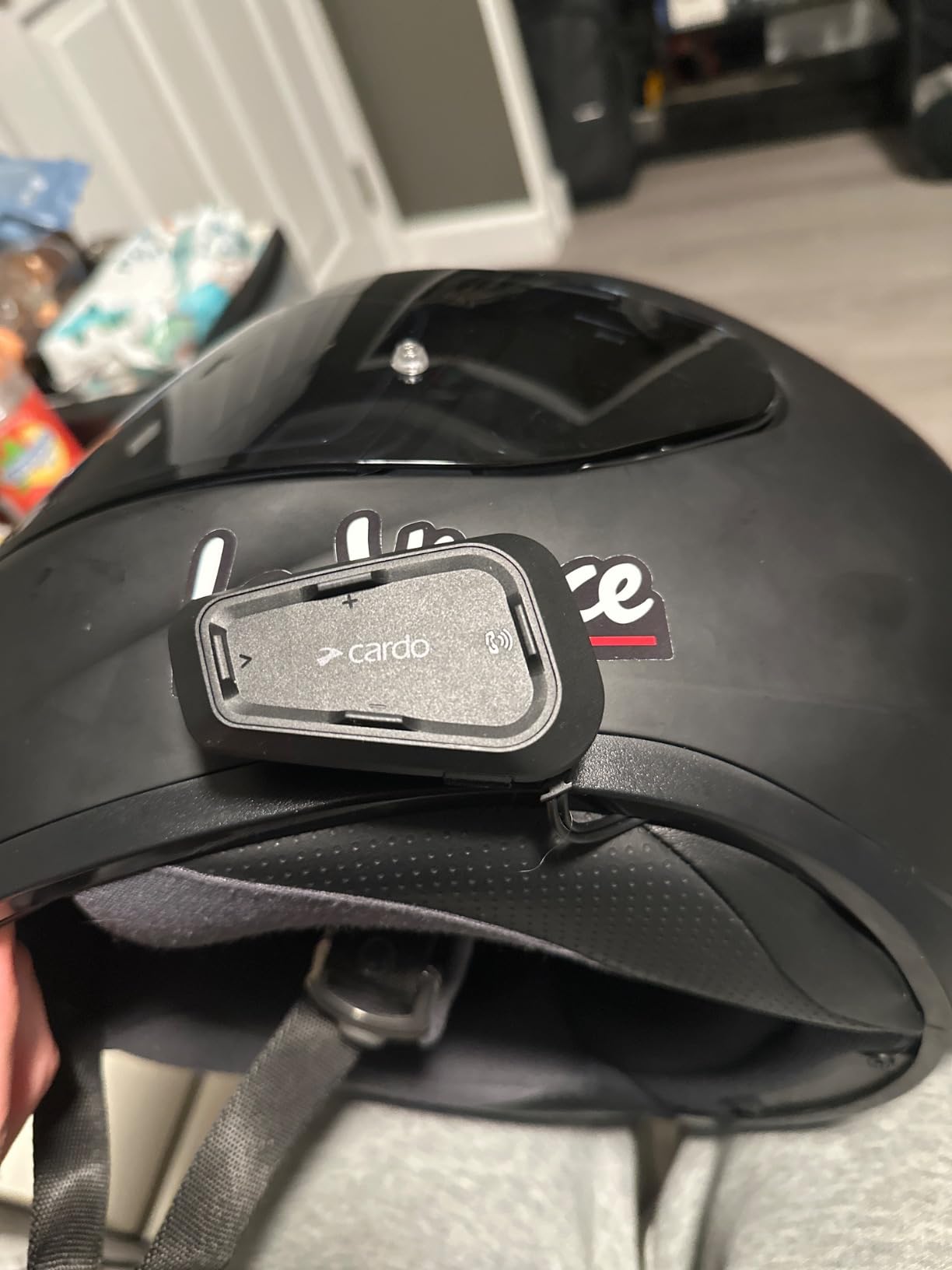 Cardo Systems Spirit HD Motorcycle Bluetooth Communication Headset, 2-Way Bluetooth, Thin 40mm Speakers, Waterproof, Universal Connectivity - Single Pack customer photo 2